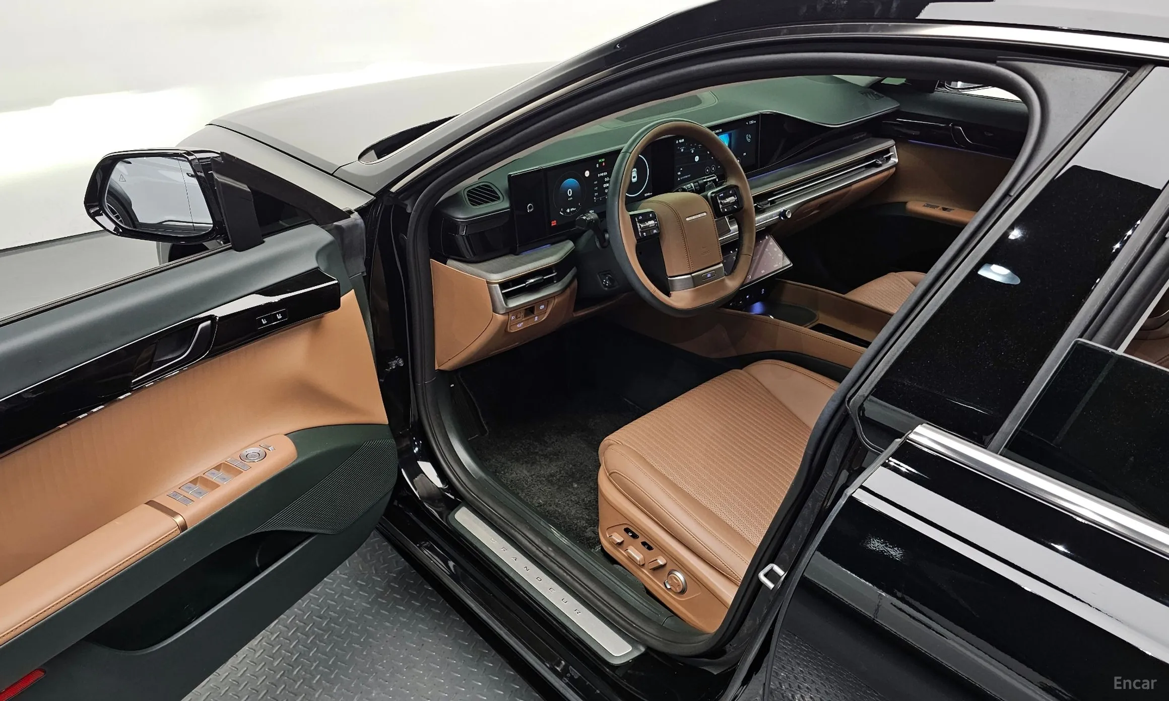 Hyundai Grandeur (GN7) превью 11