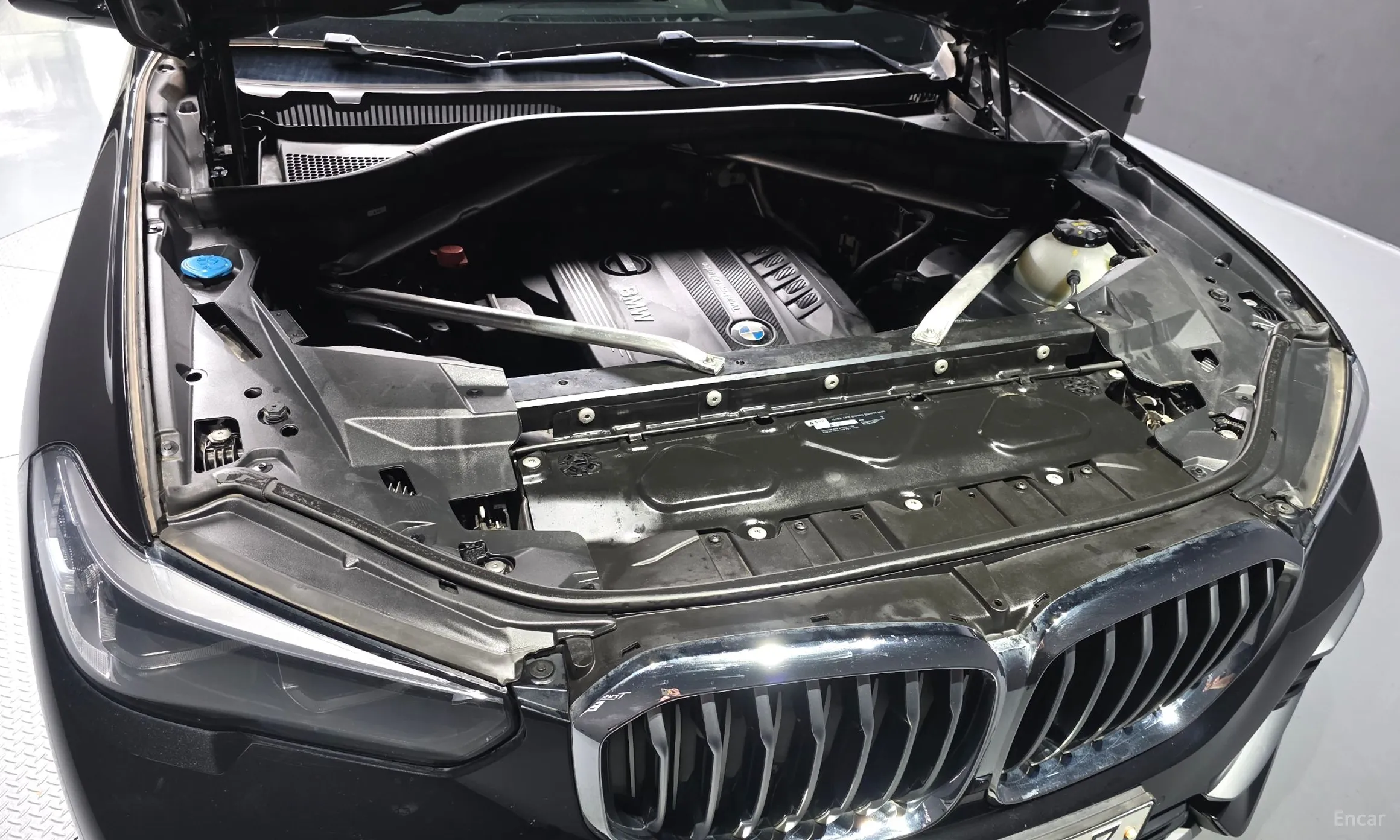 BMW X5 (G05) превью 6