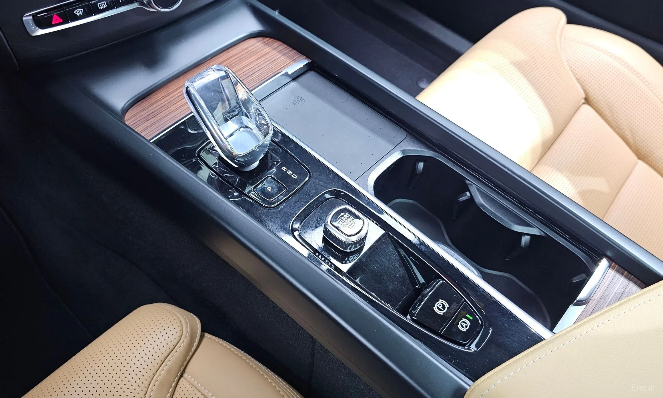 Volvo XC60 Gen 2 превью 9