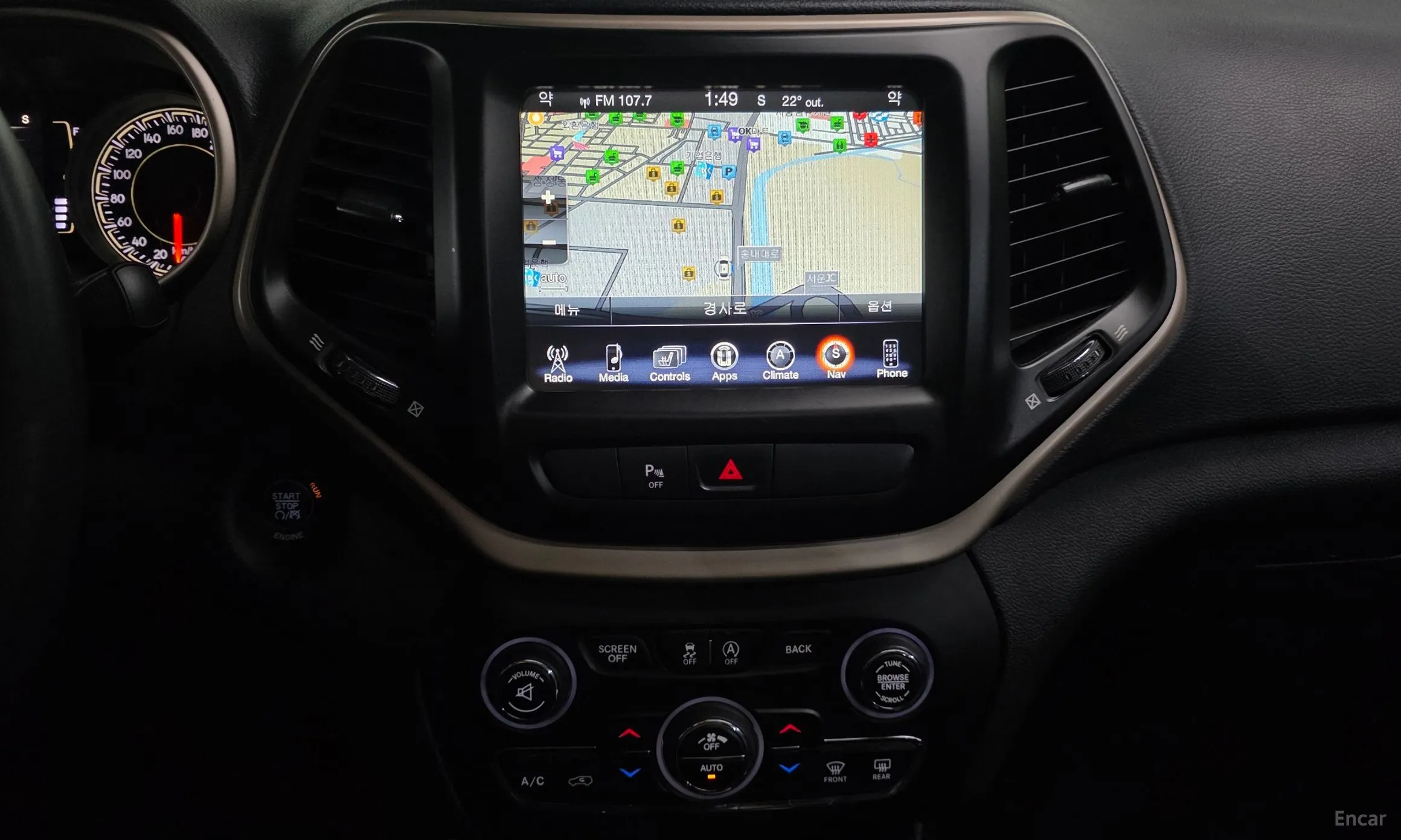 Jeep Cherokee (KL) превью 13