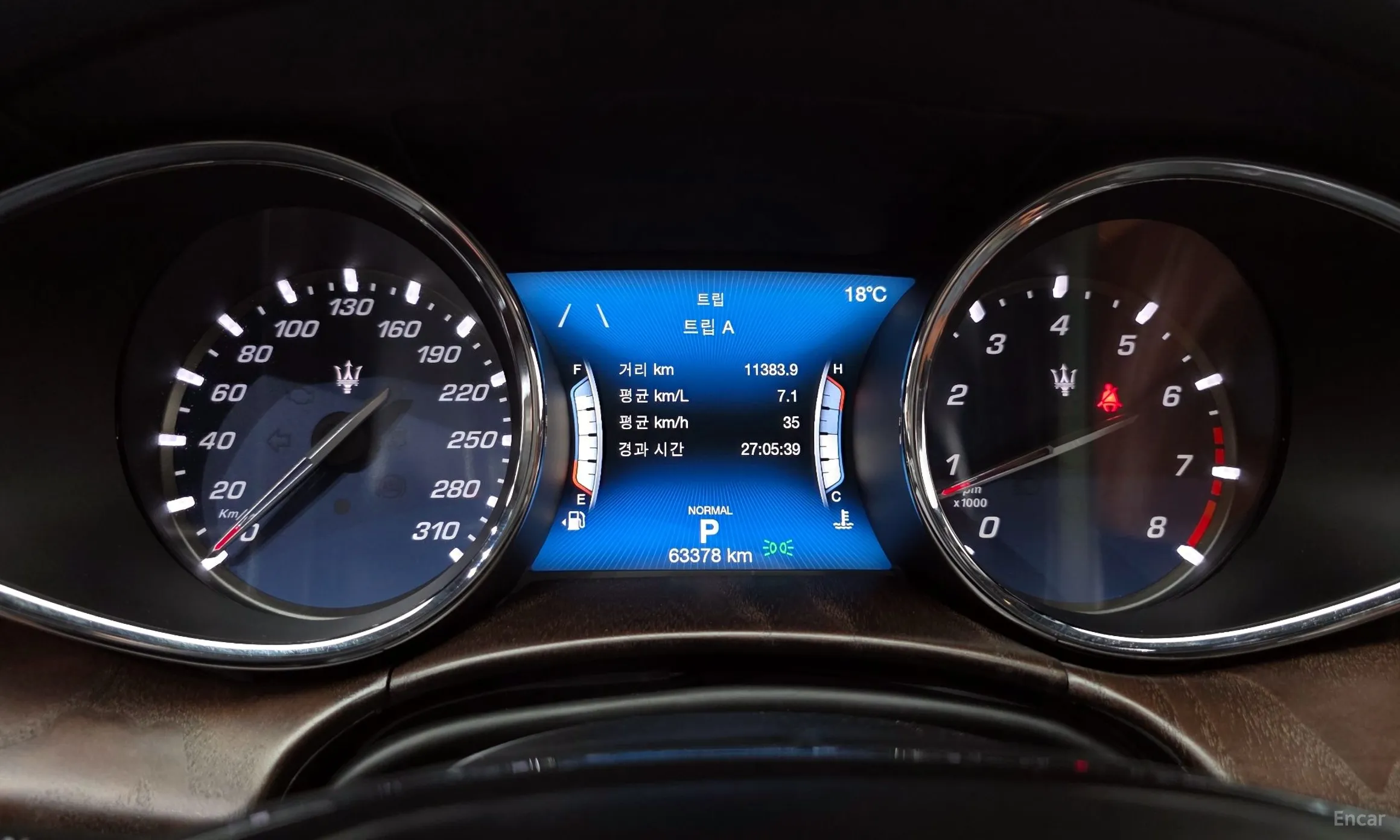 Maserati Quattroporte превью 8
