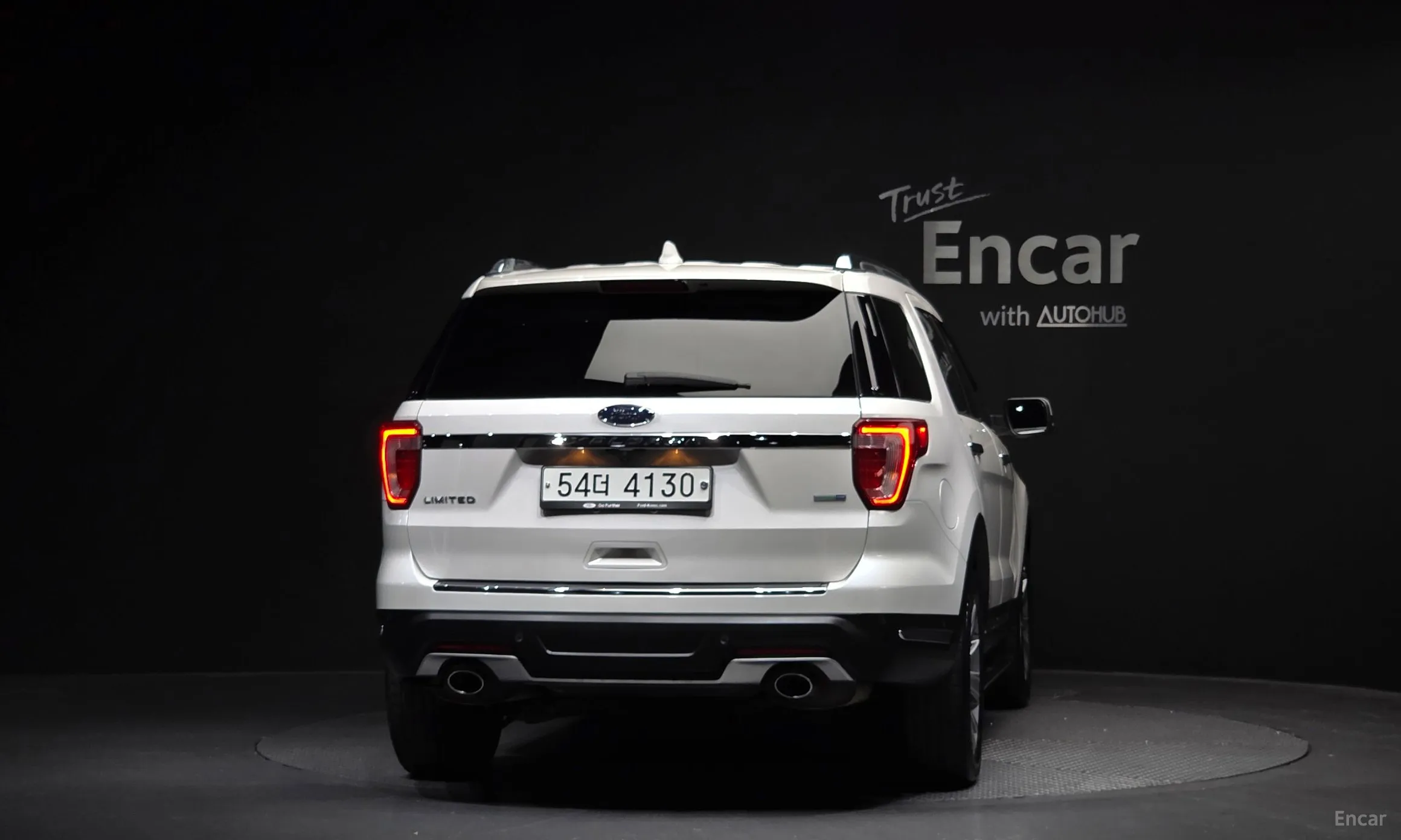 Ford Explorer превью 4