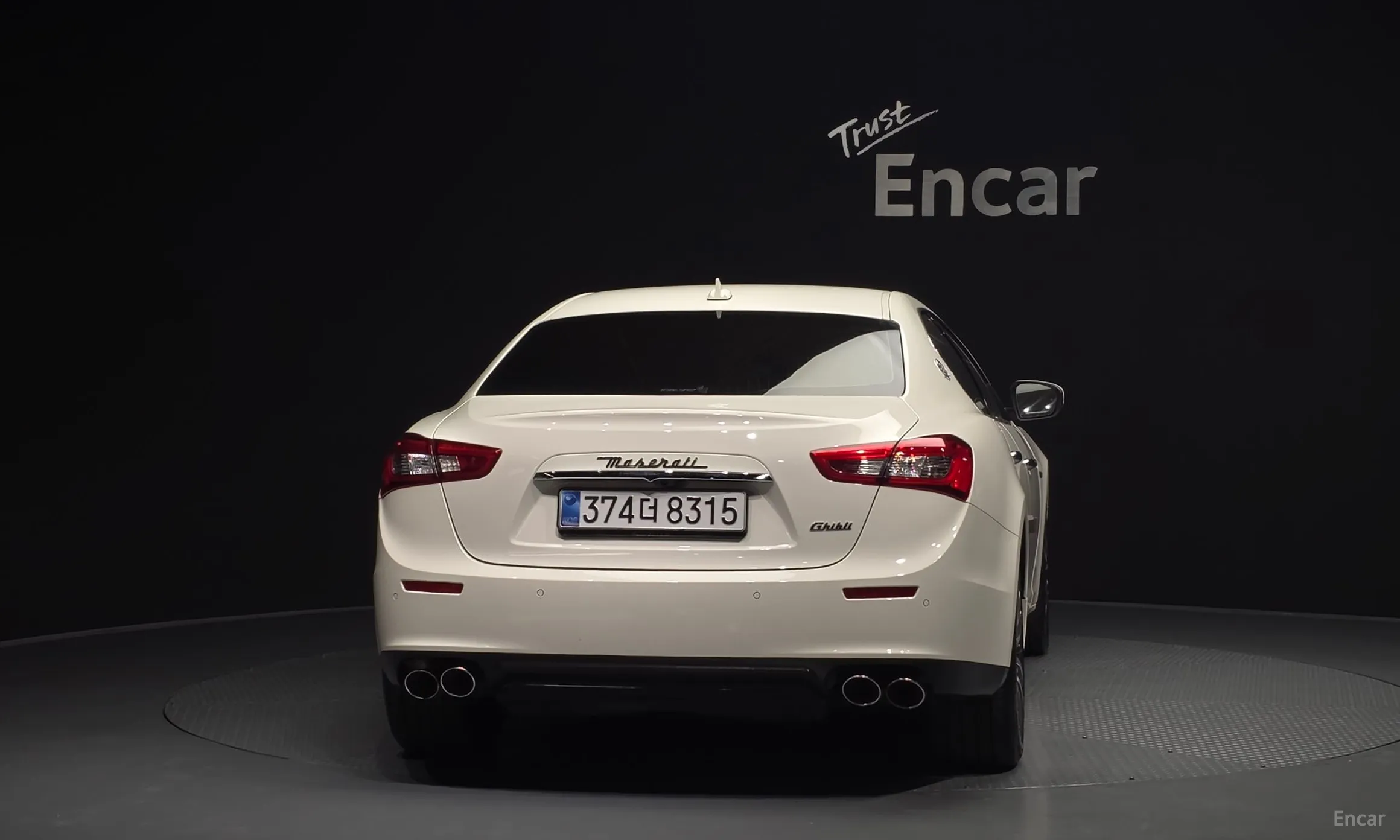 Maserati Ghibli превью 4