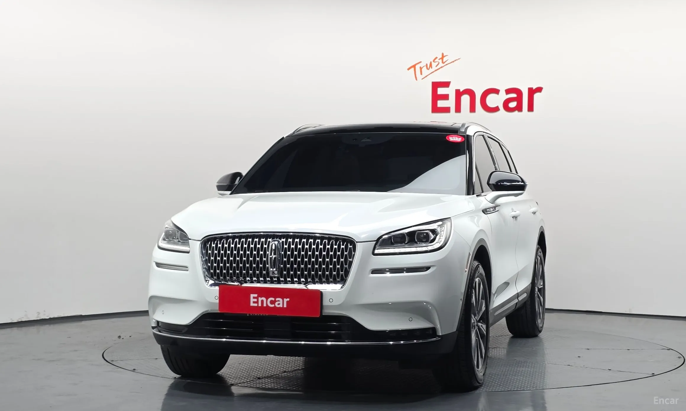 Lincoln Corsair превью 3
