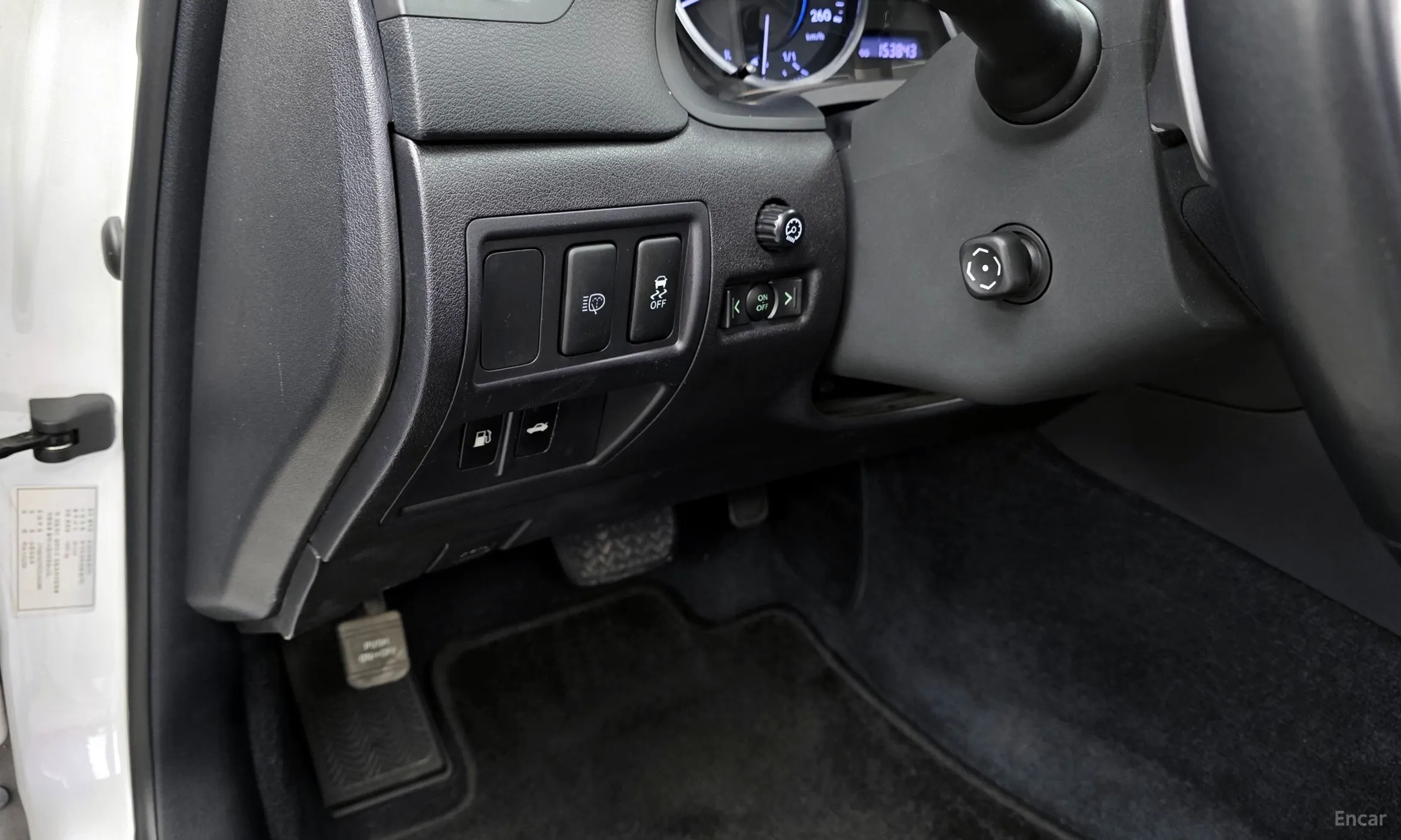 Lexus IS250 превью 18