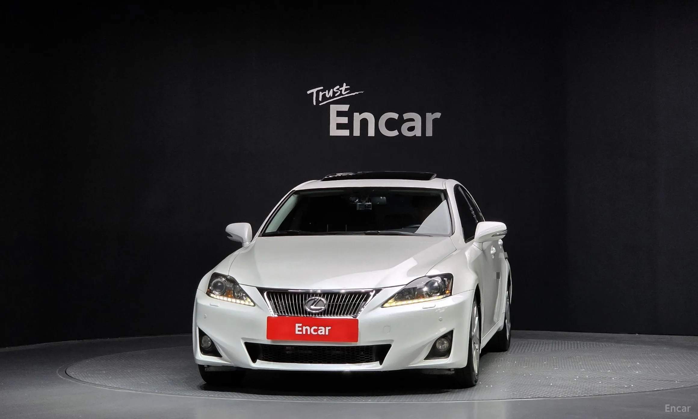 Lexus IS250 превью 3