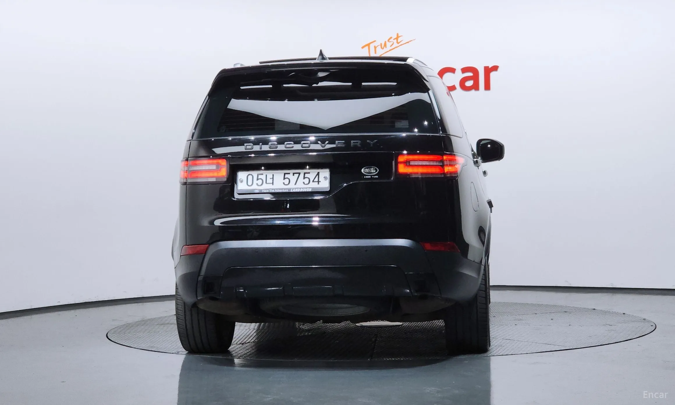 Land Rover Discovery 5 превью 4