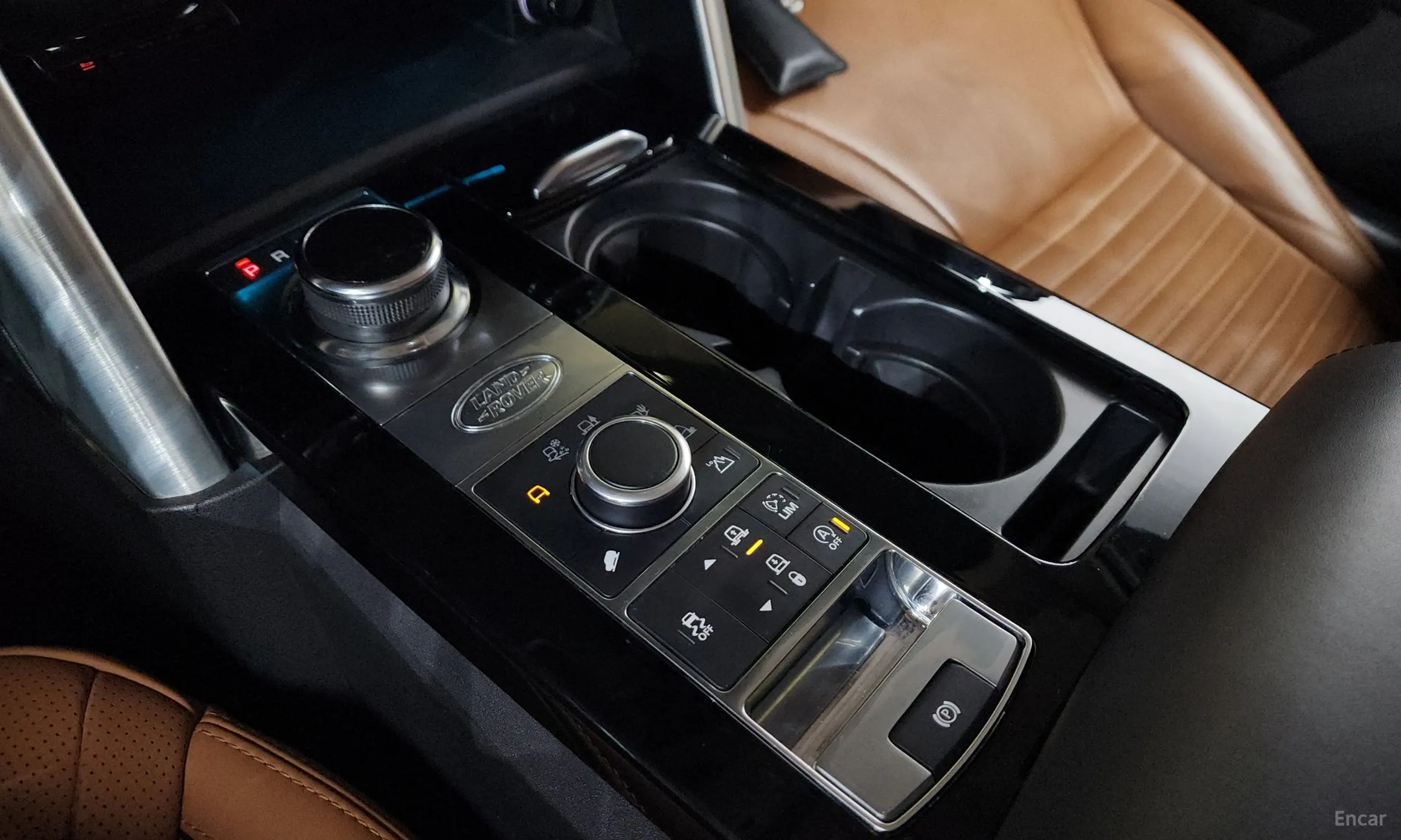 Land Rover Discovery 5 превью 9