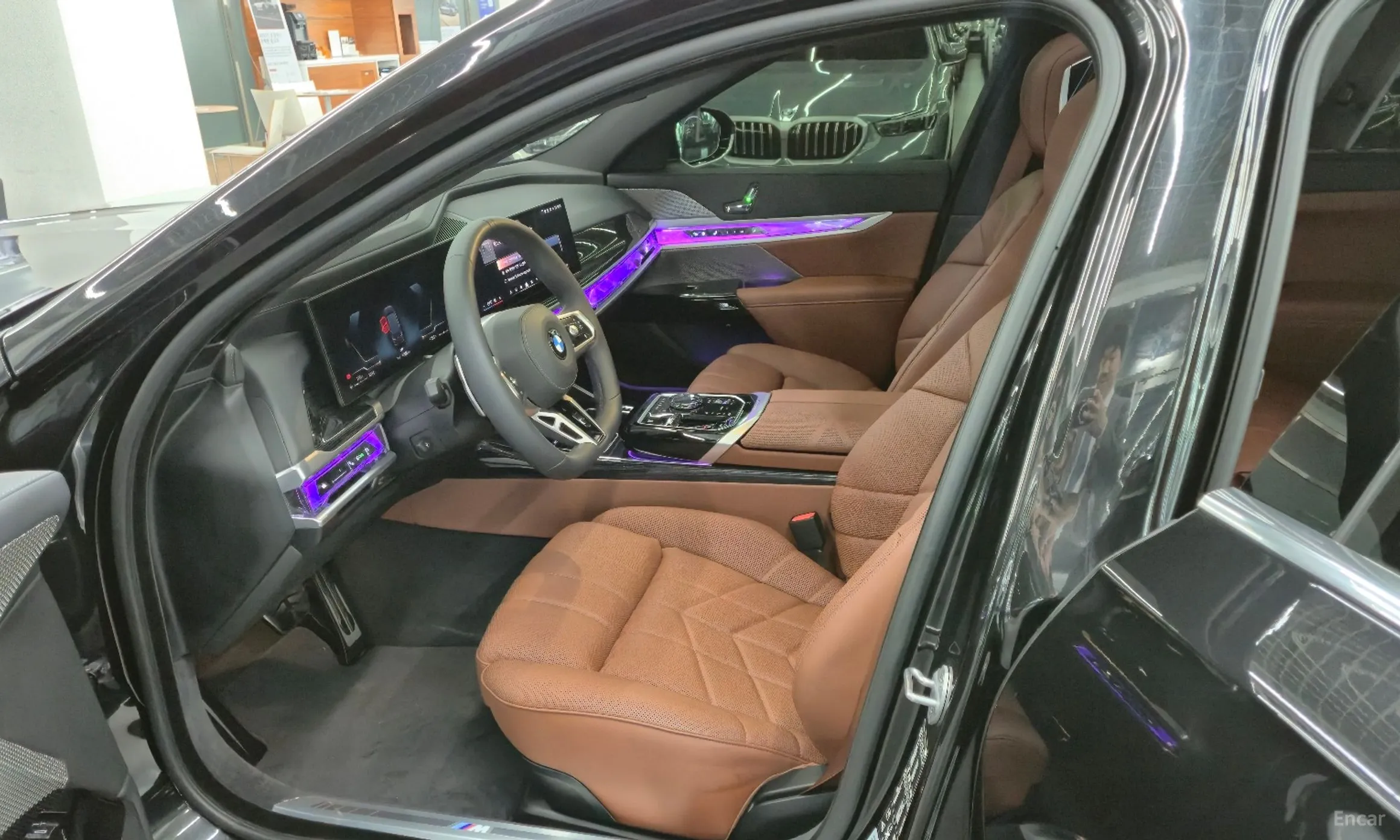 BMW 7 Series (G70) превью 10
