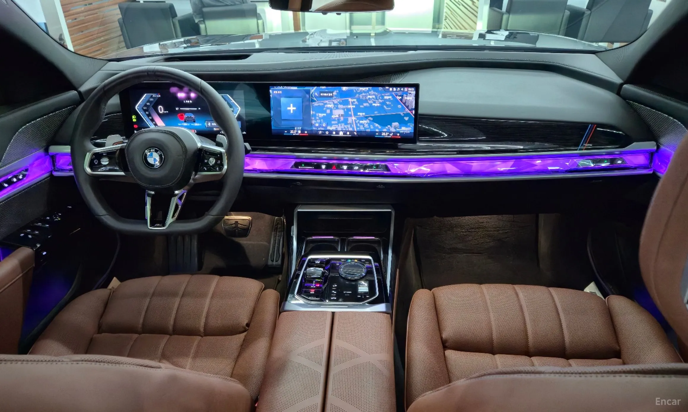 BMW 7 Series (G70) превью 7