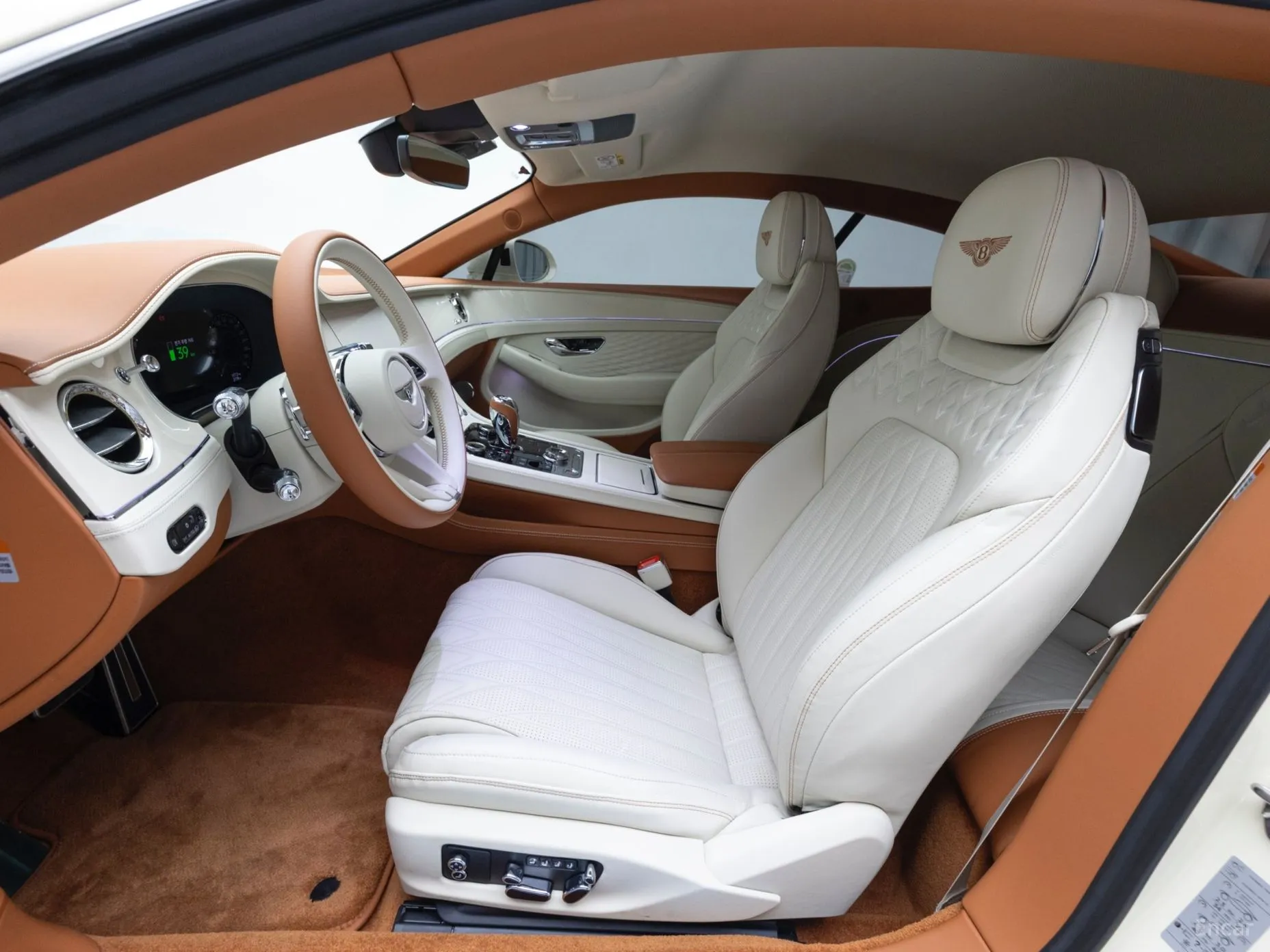Bentley Continental GT 4th Generation превью 10