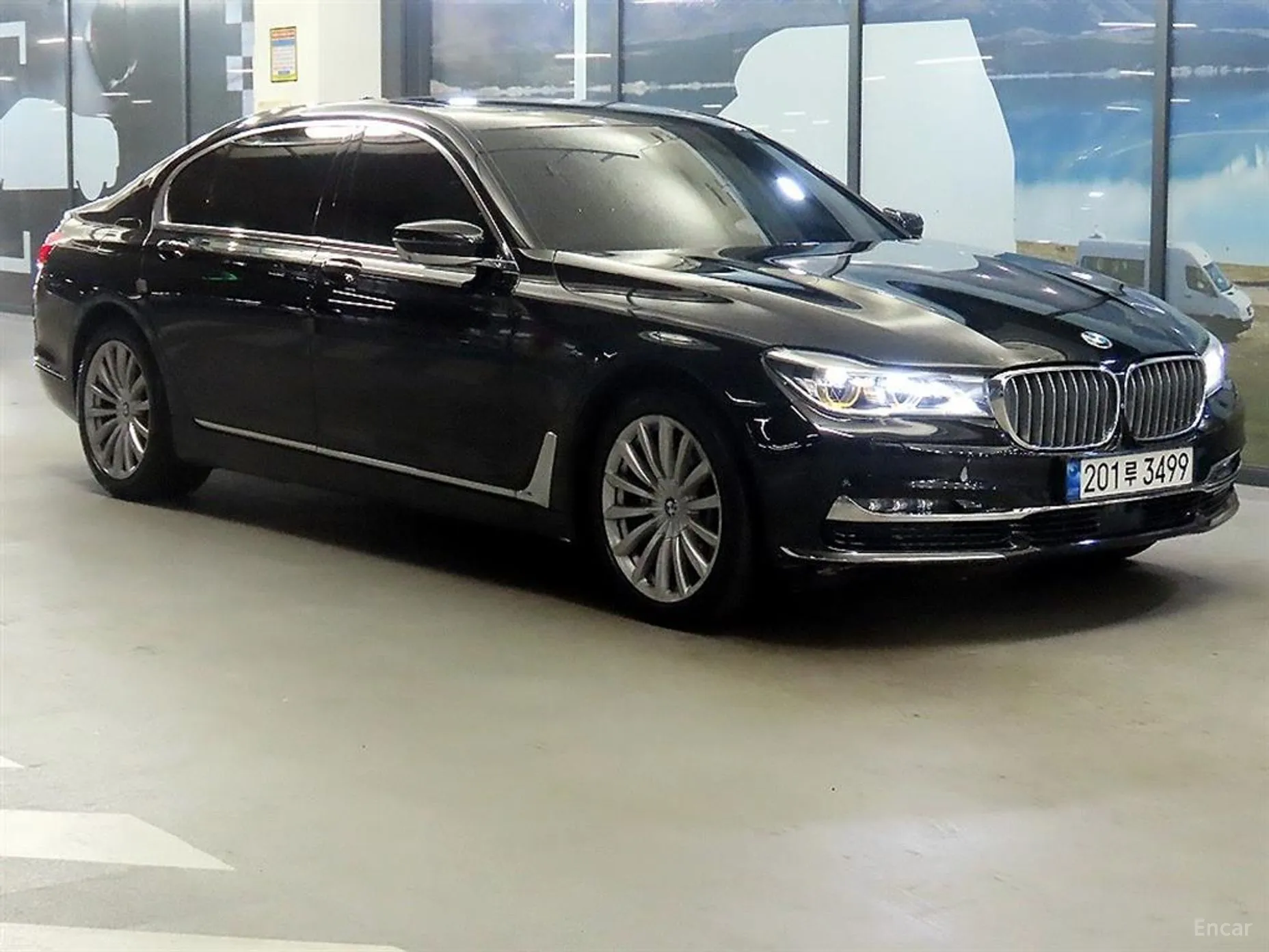 BMW 7 Series (G11)