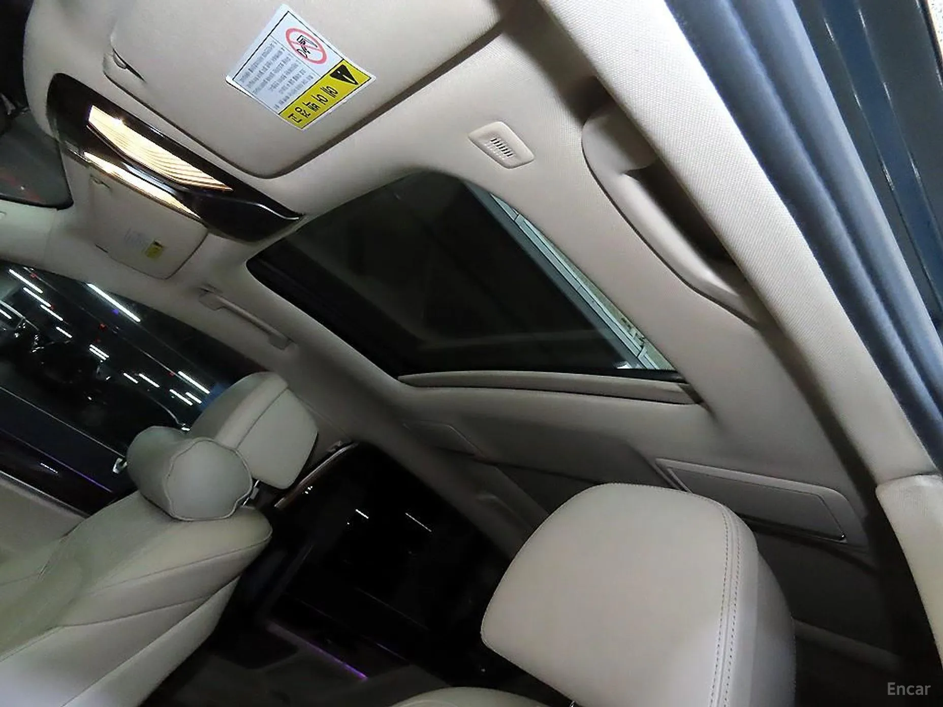 BMW 7 Series (G11) превью 16