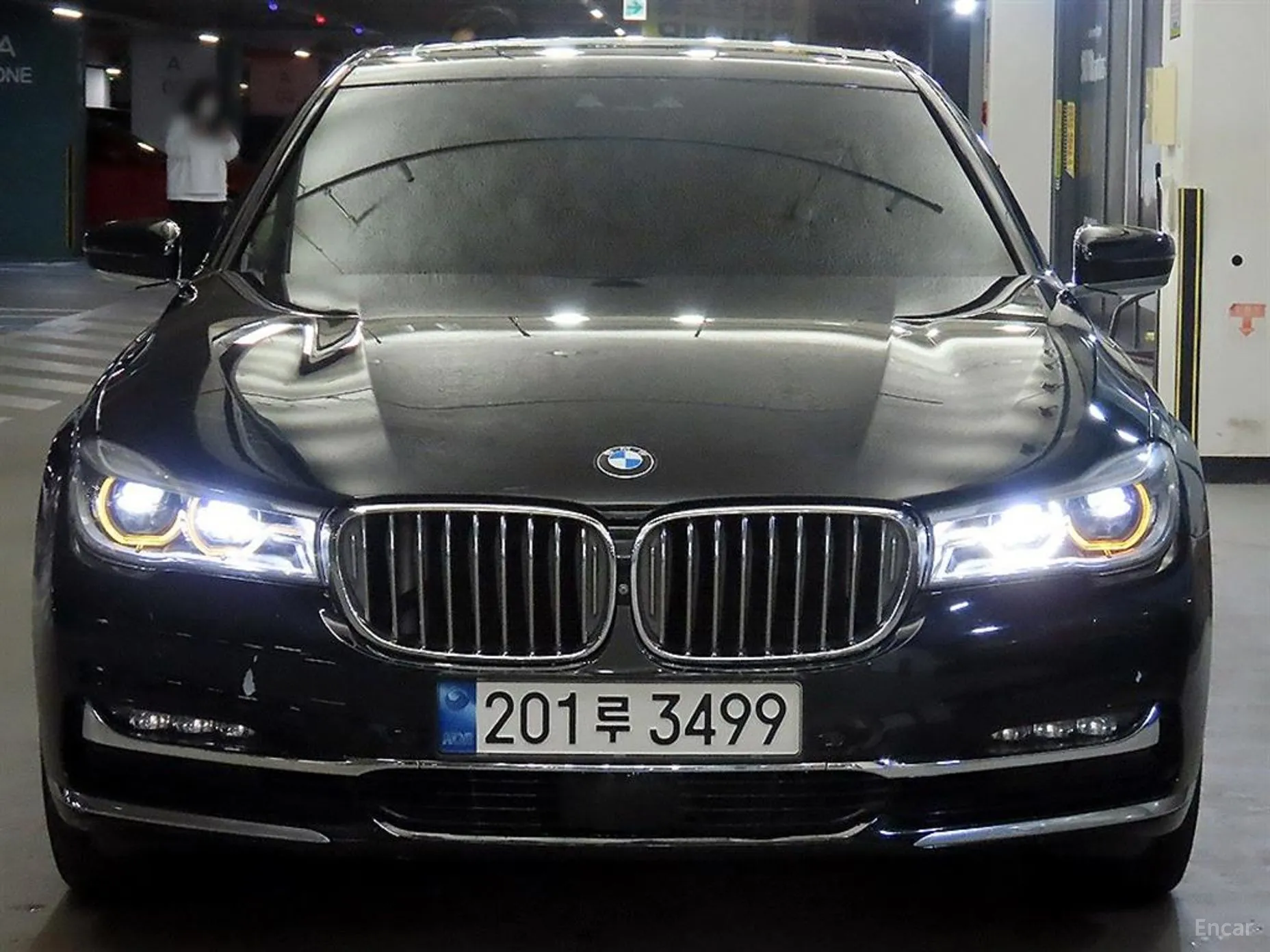 BMW 7 Series (G11) превью 3