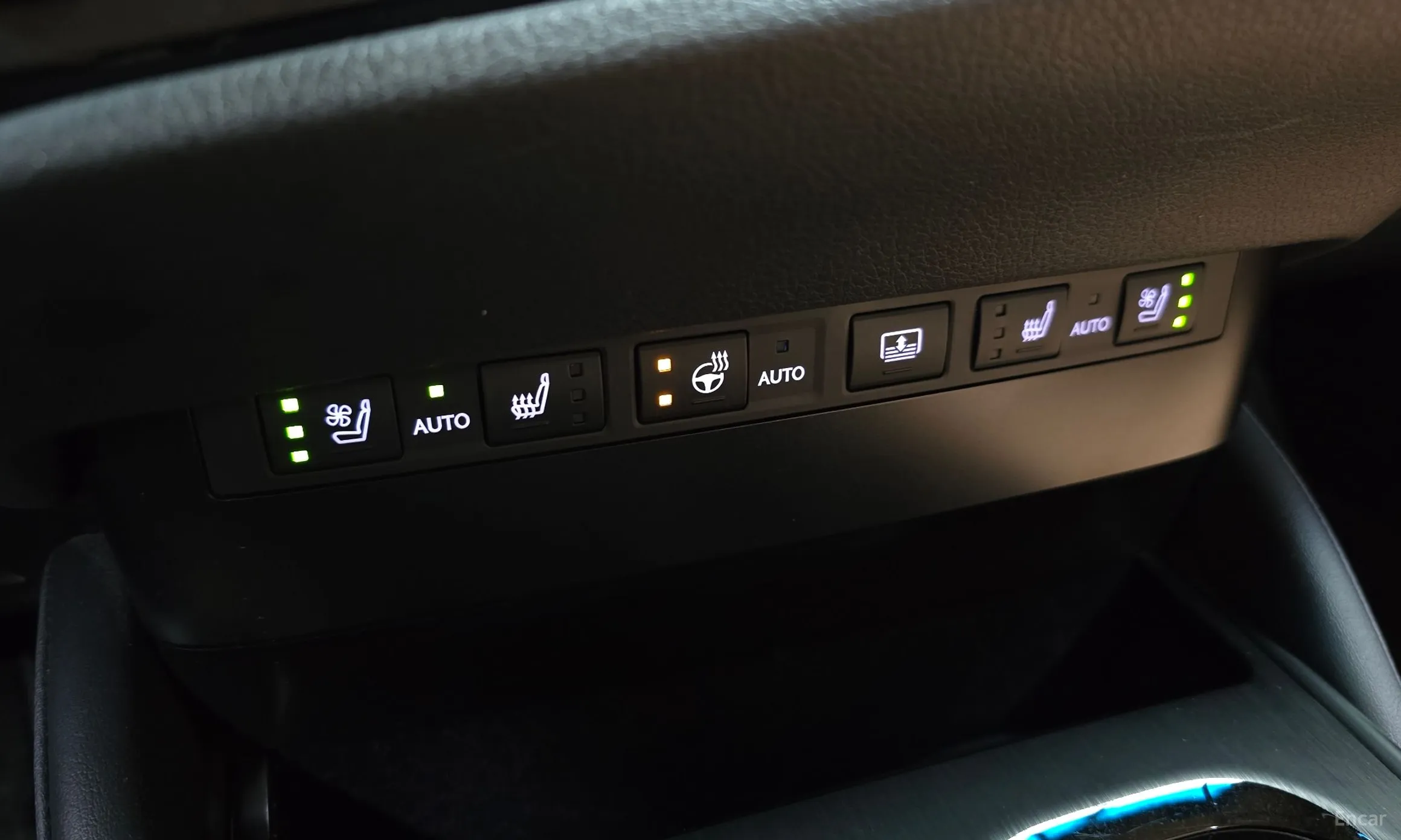 Lexus ES300h 7th Generation превью 15