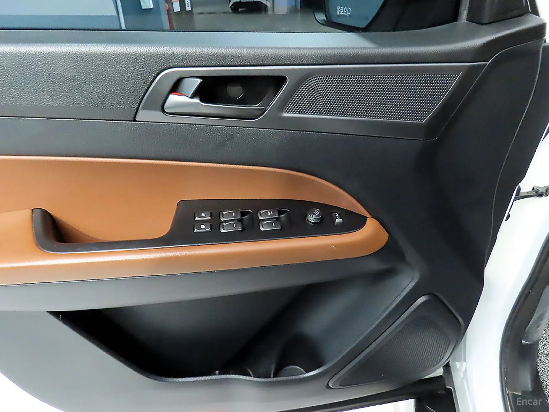 KG Mobility (SsangYong) Rexton Sports превью 12