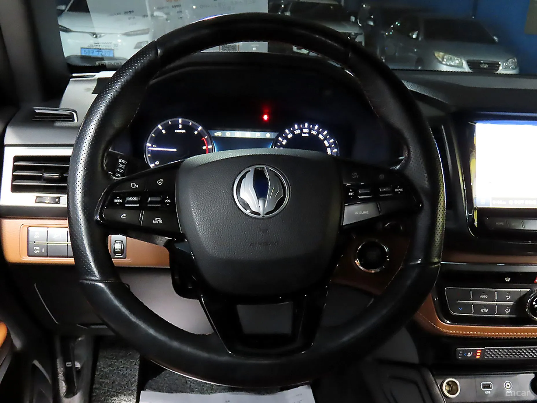 KG Mobility (SsangYong) Rexton Sports превью 15