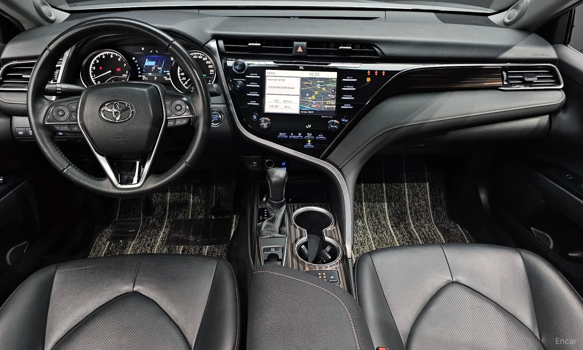 Toyota Camry (XV70) превью 7