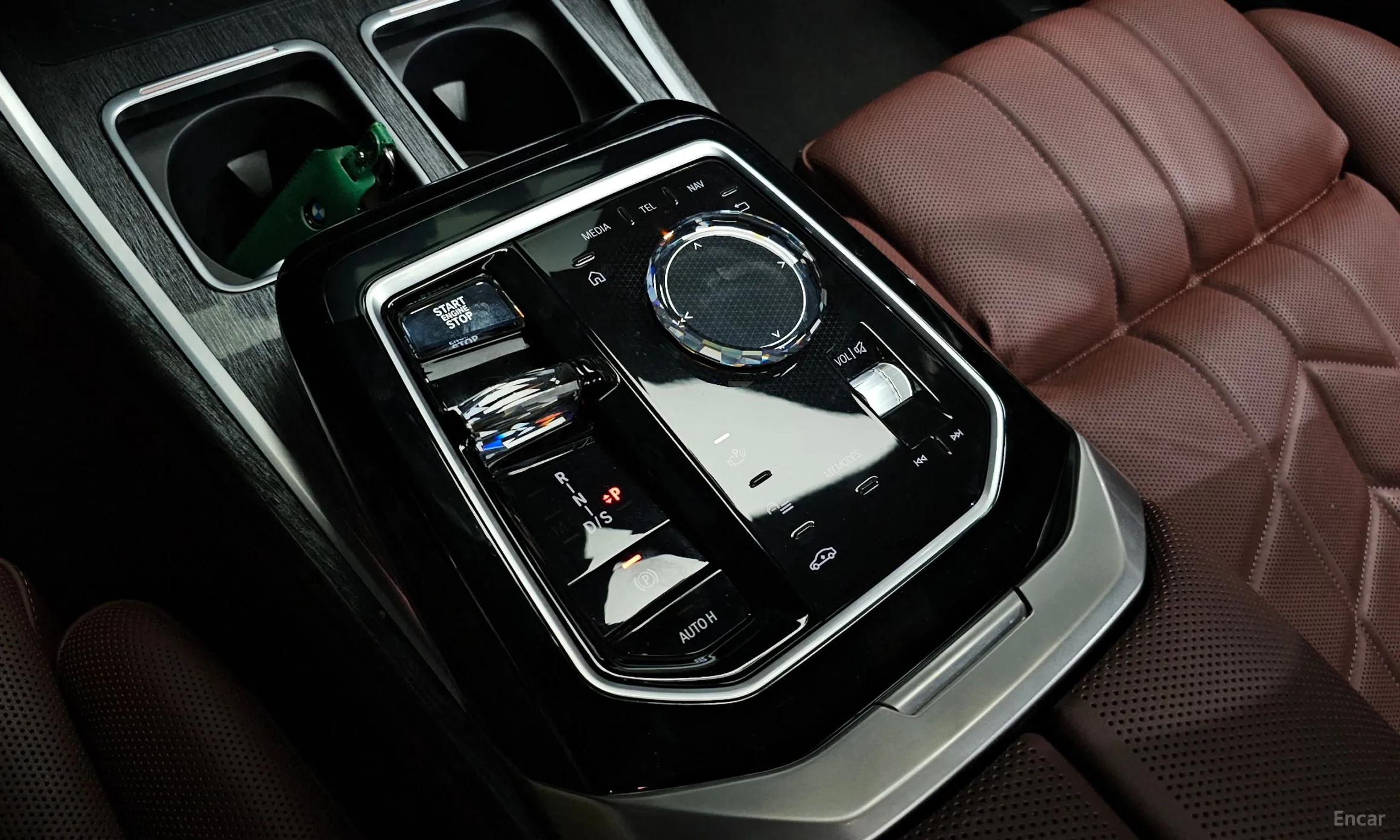 BMW 7 Series (G70) превью 9