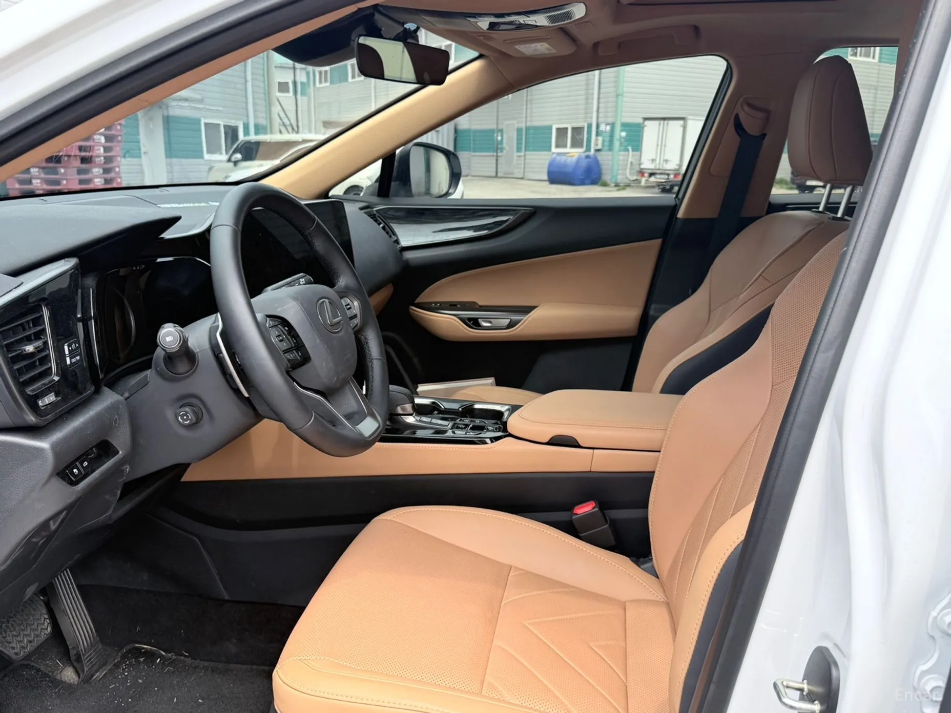 Lexus NX450h + 2nd Gen превью 7