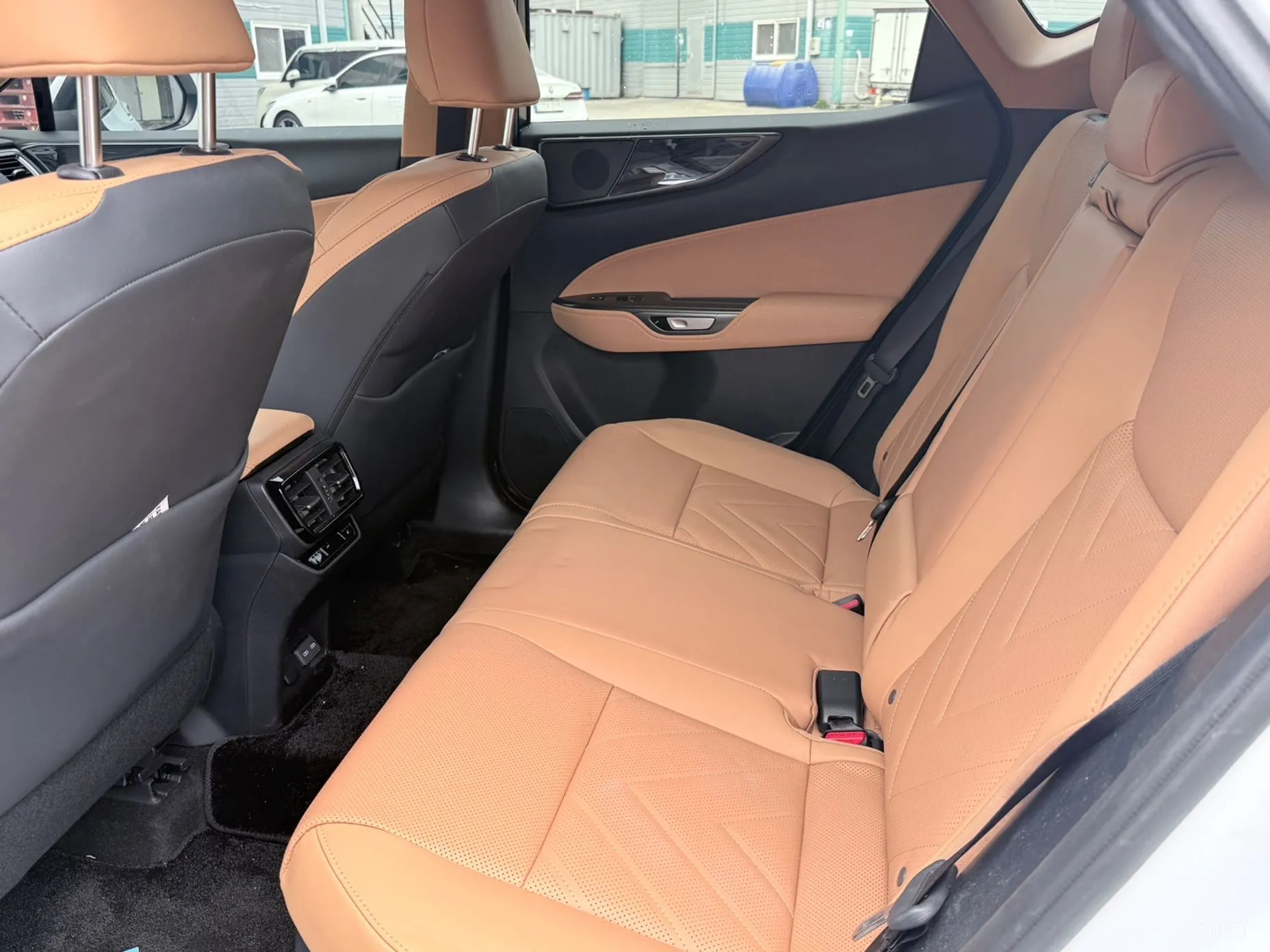 Lexus NX450h + 2nd Gen превью 8