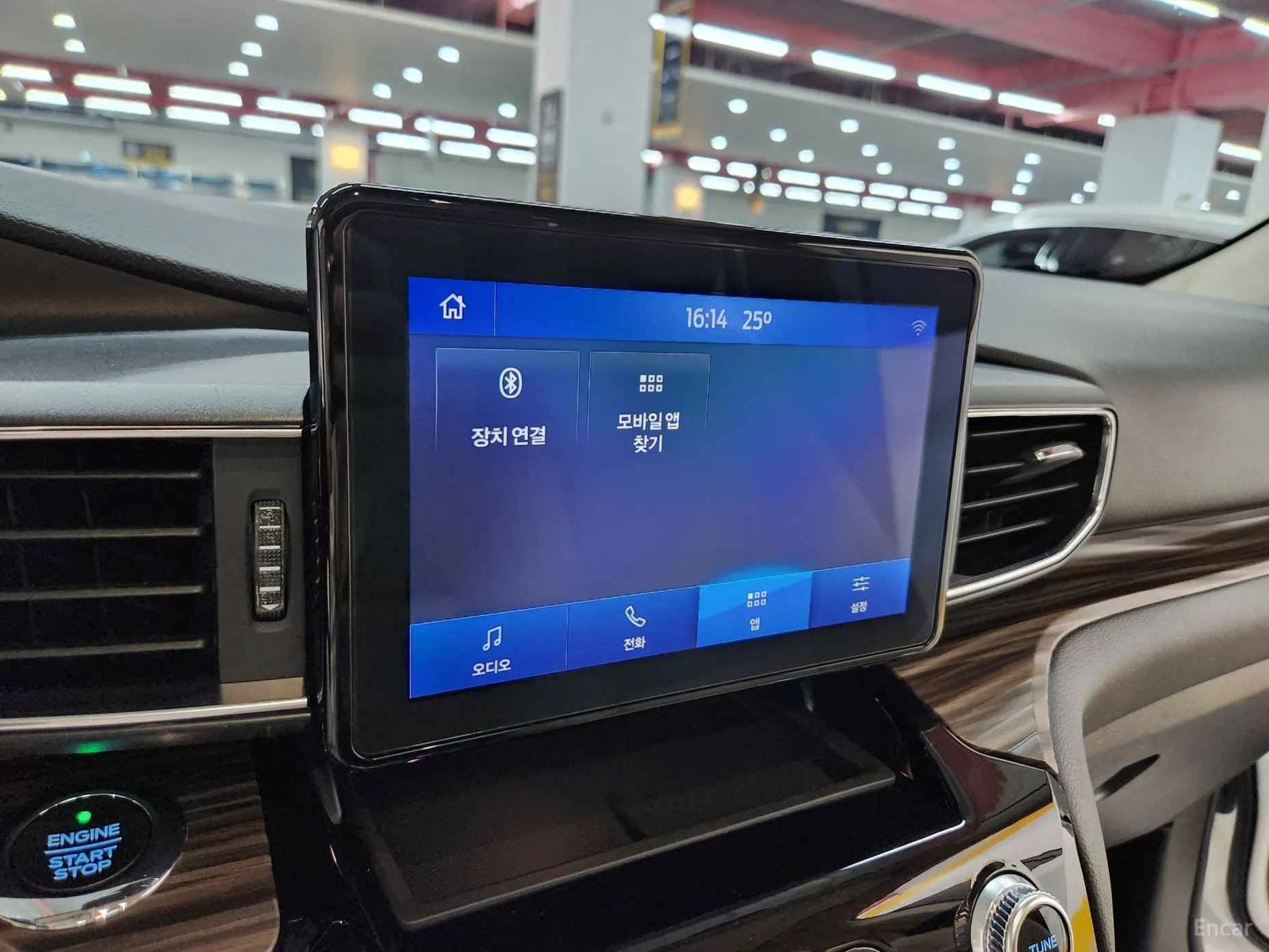 Ford Explorer 6th Generation превью 13
