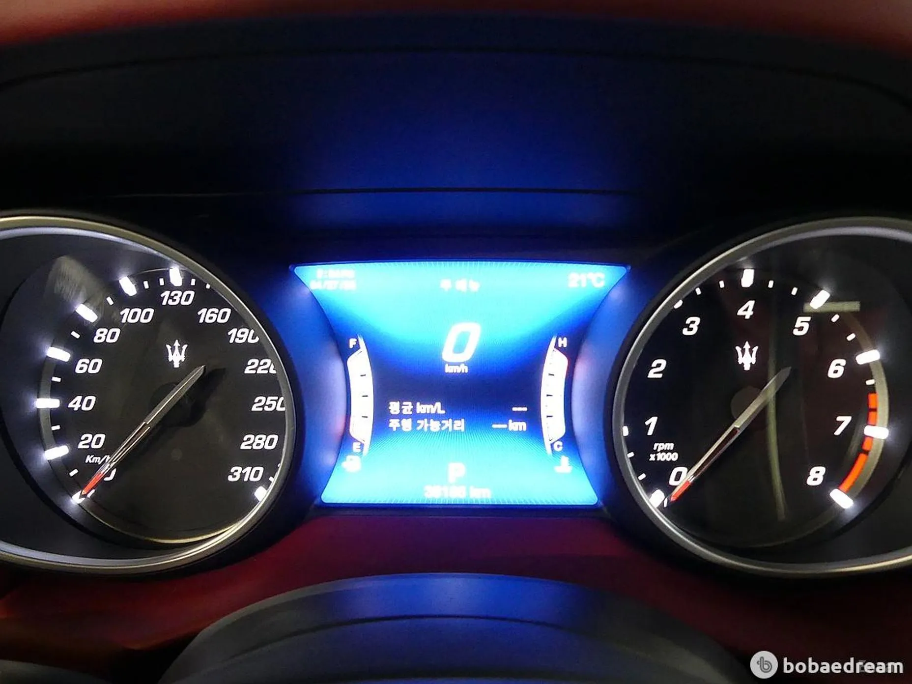 Maserati Levante превью 8