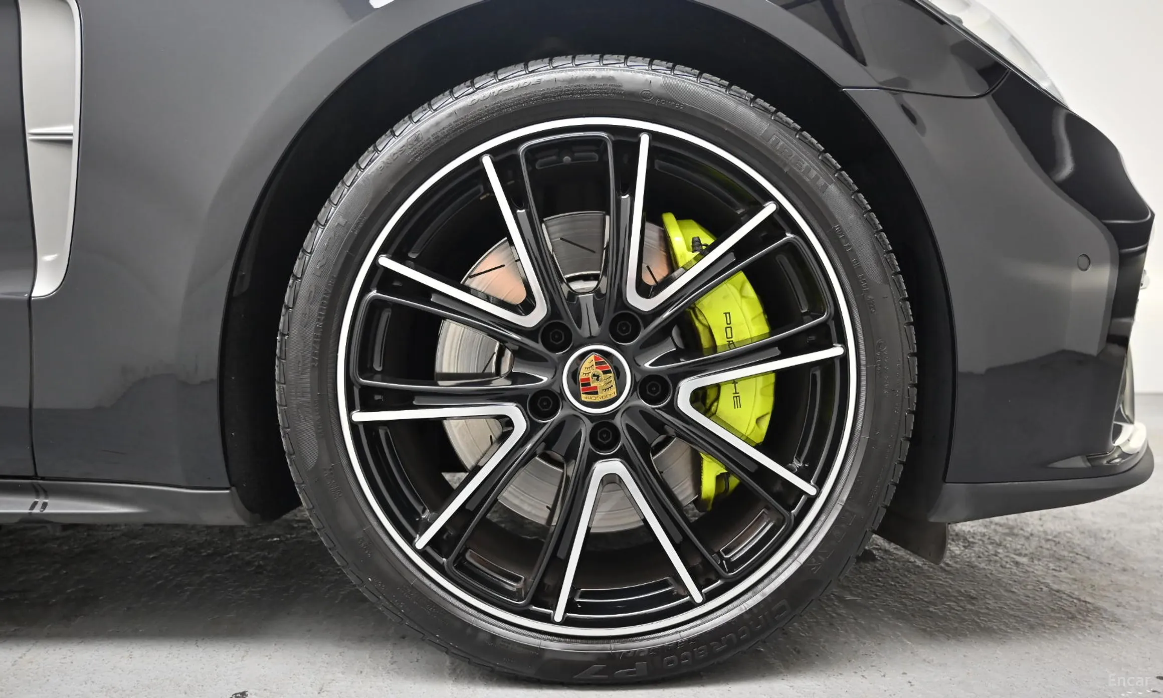 Porsche Panamera (971) превью 5