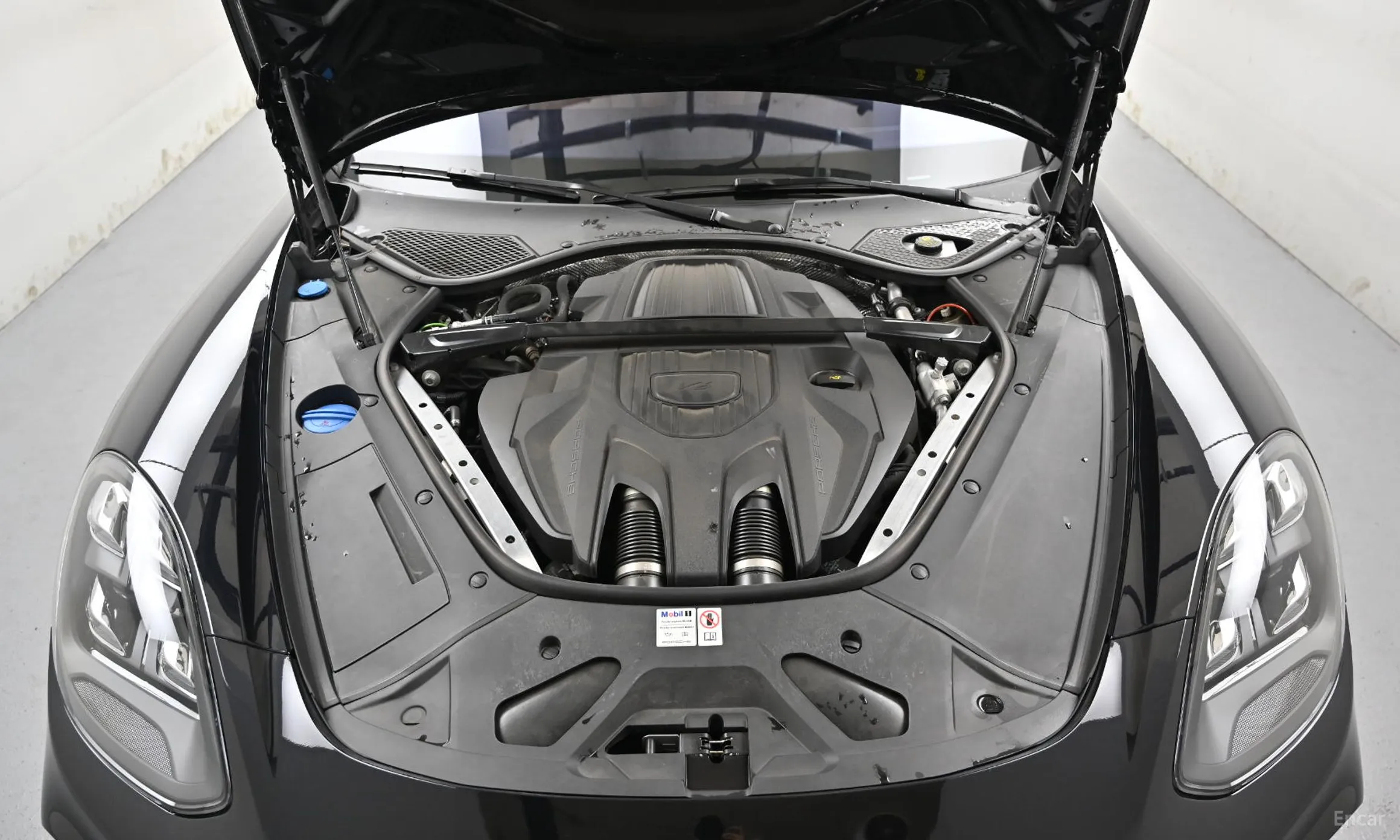 Porsche Panamera (971) превью 6