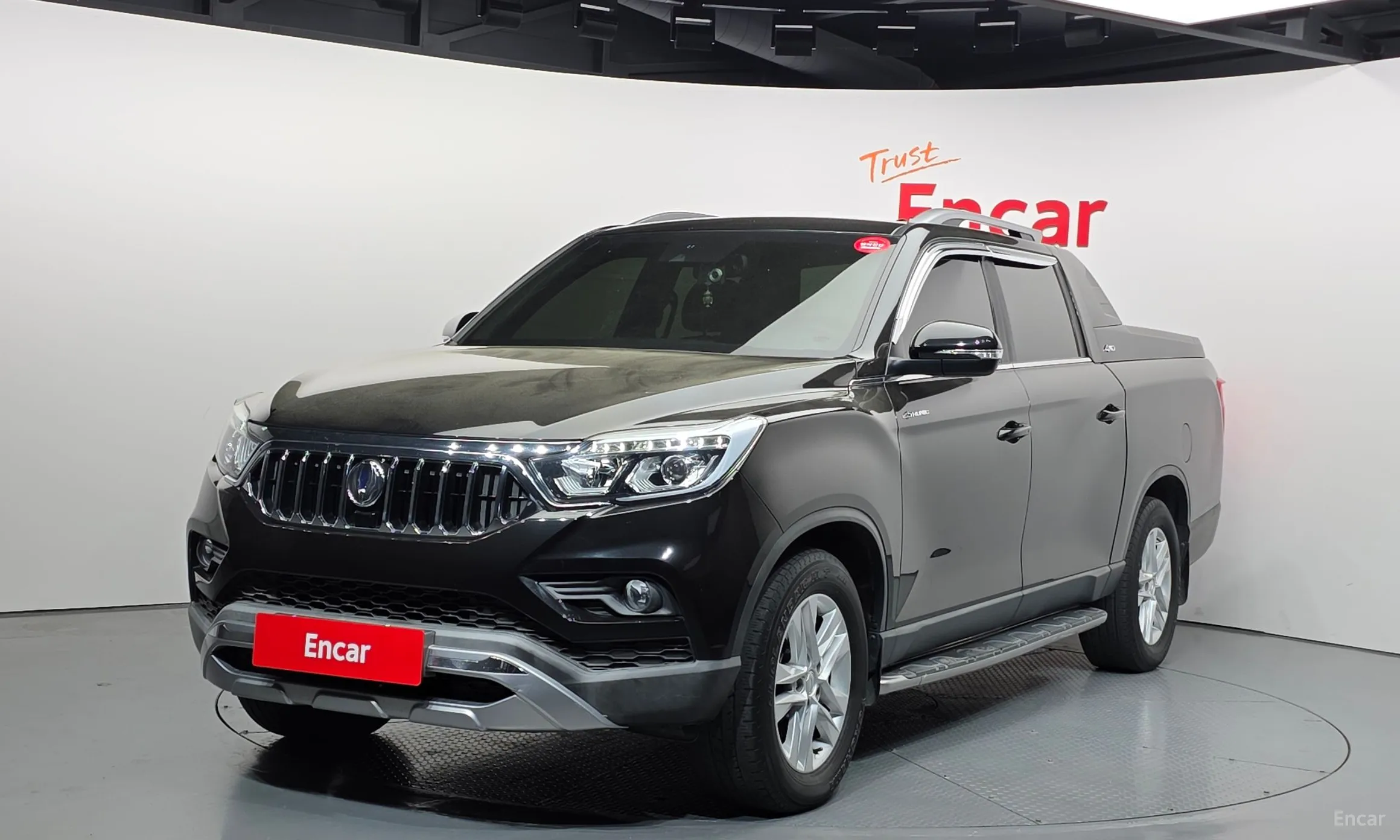 Rexton Sports Khan