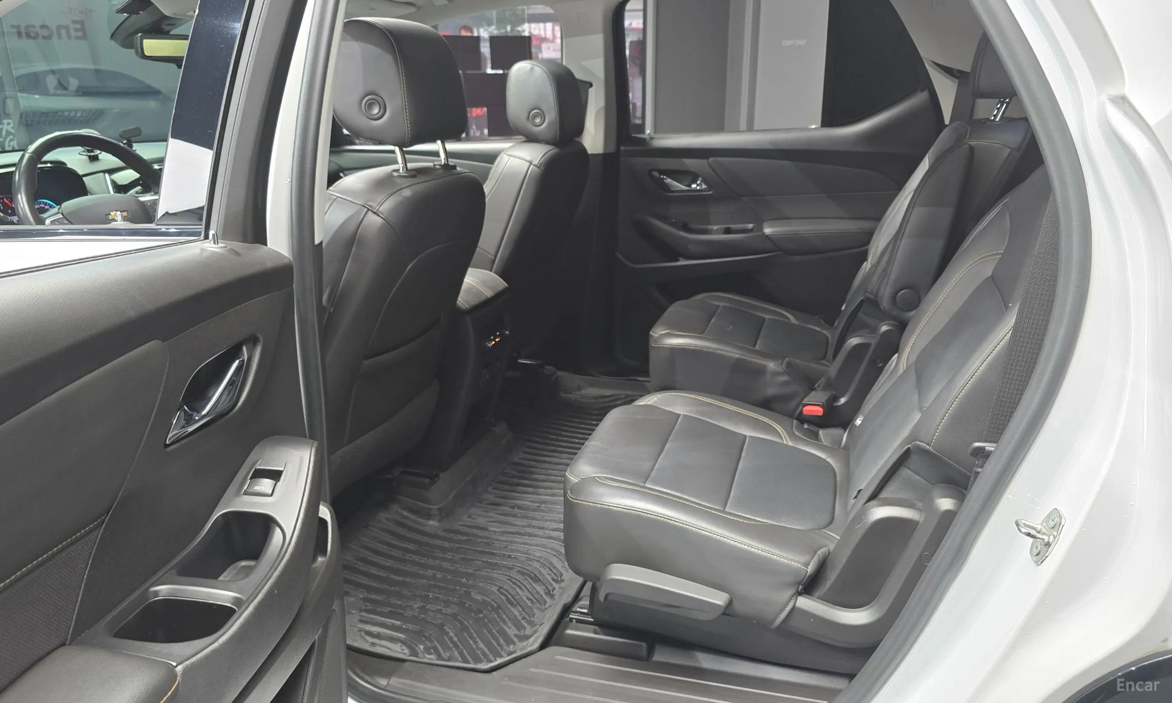Chevrolet (GM Daewoo) Traverse превью 11