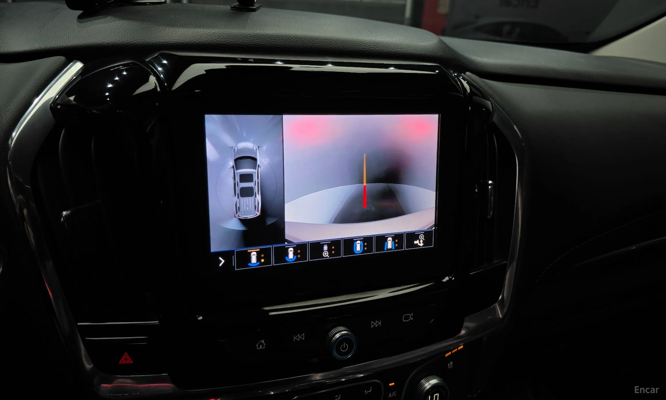 Chevrolet (GM Daewoo) Traverse превью 14