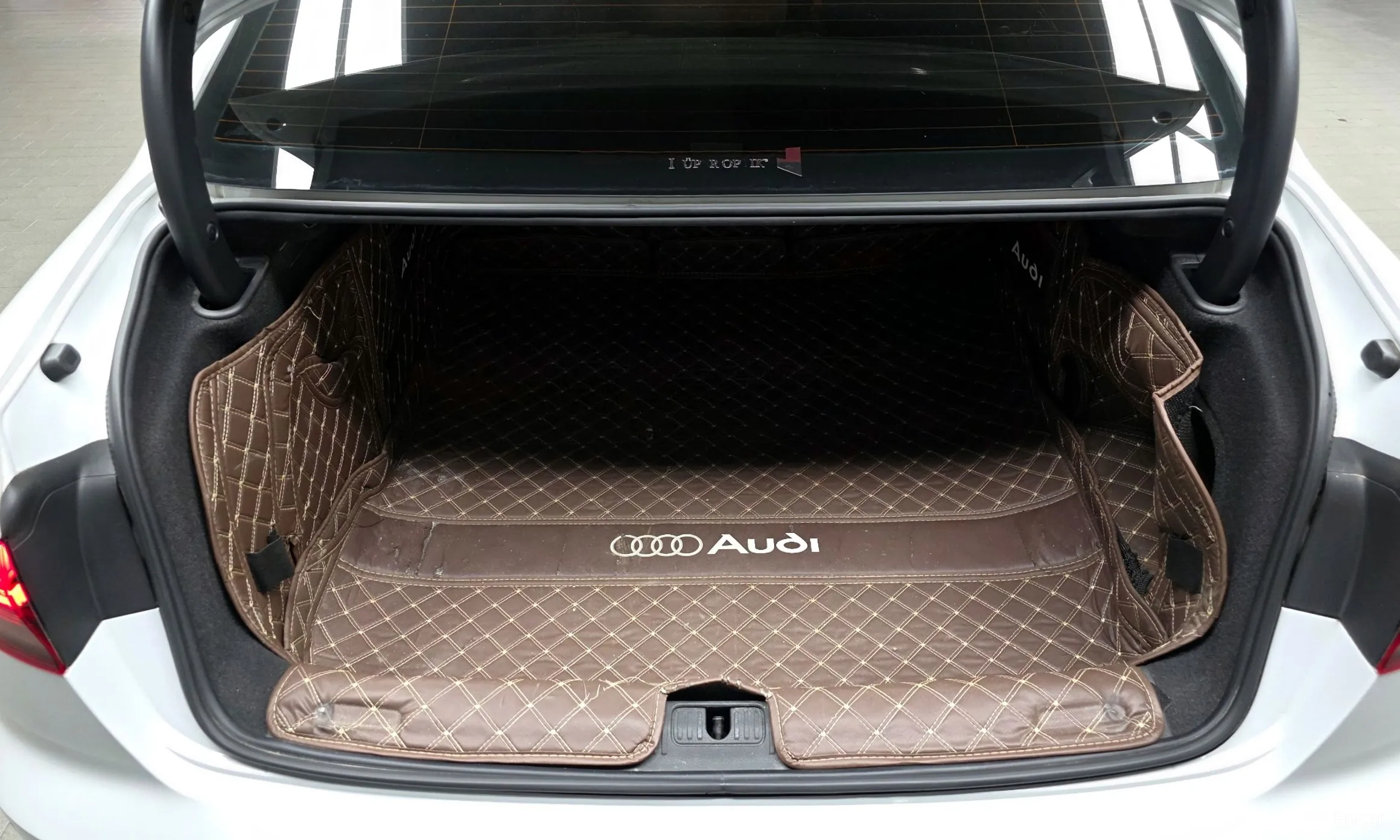 Audi A4 (B9) превью 16