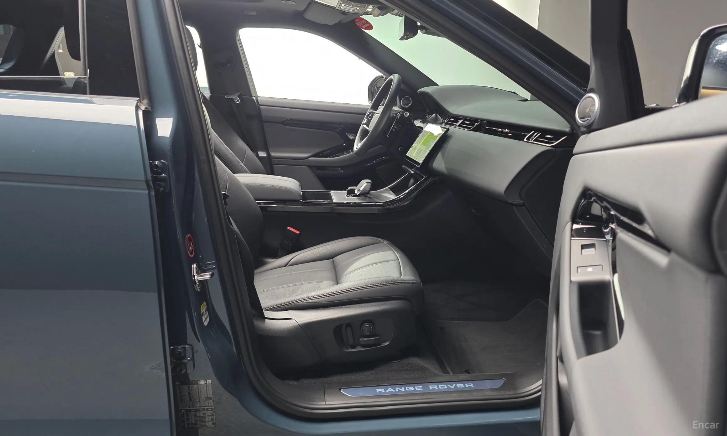 Land Rover Range Rover Evoque 2nd Generation превью 11