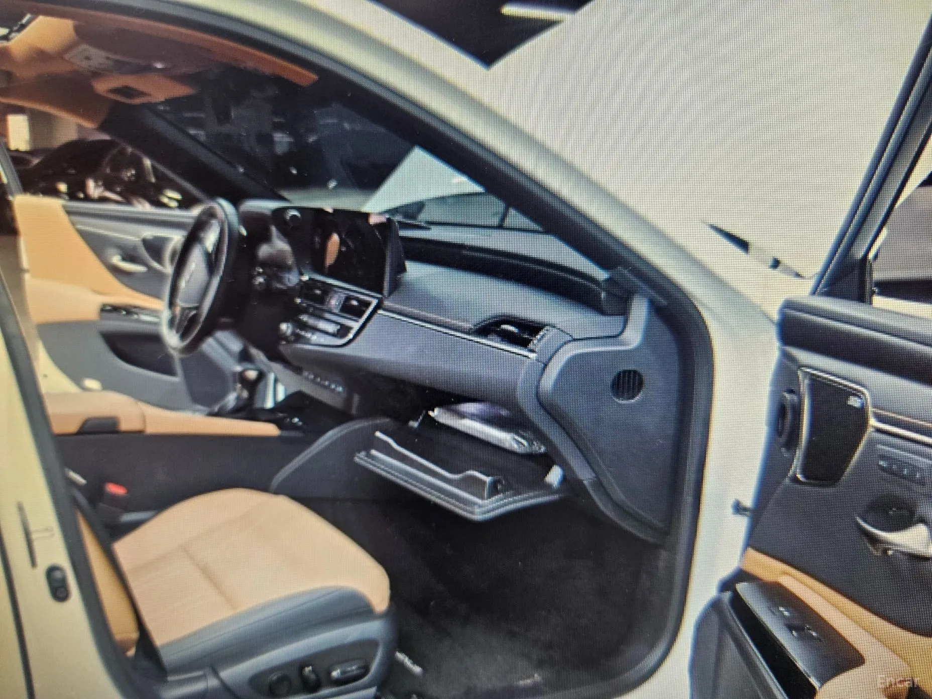 Lexus ES300h 7th Generation превью 14