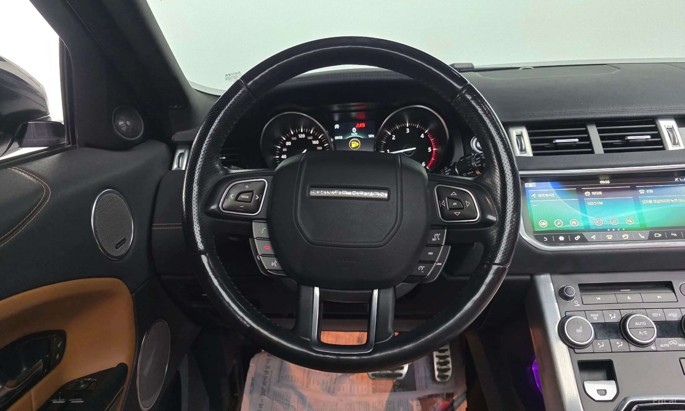 Land Rover Range Rover Evoque превью 12