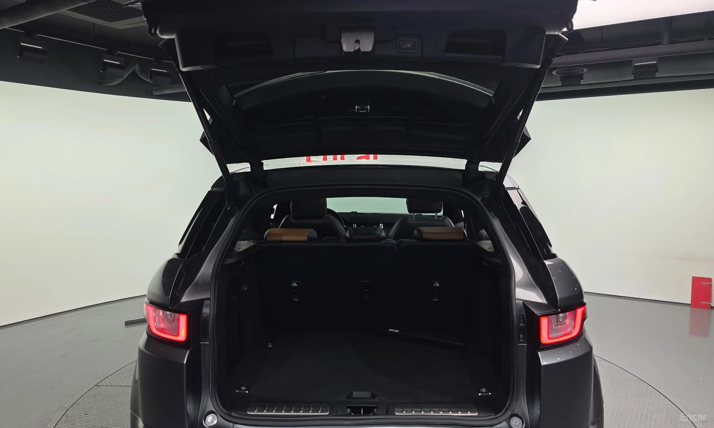Land Rover Range Rover Evoque превью 20
