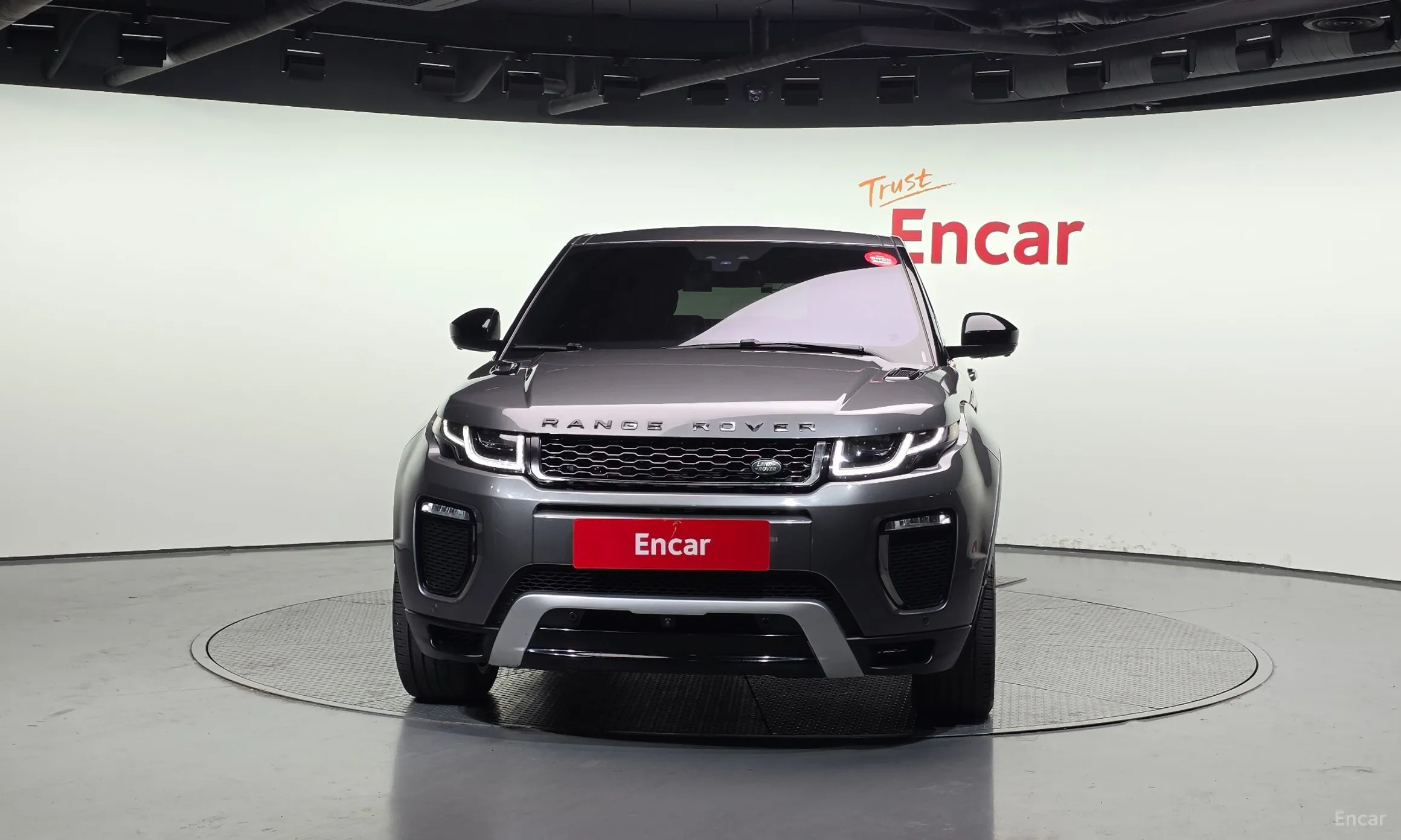 Land Rover Range Rover Evoque превью 3