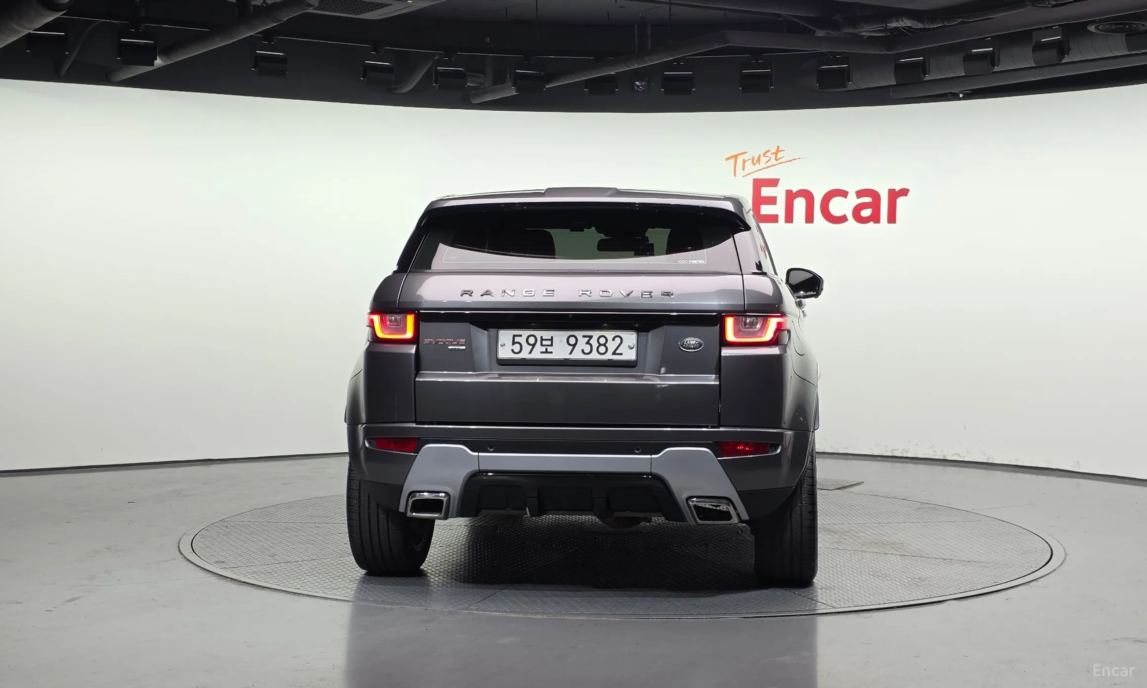 Land Rover Range Rover Evoque превью 4