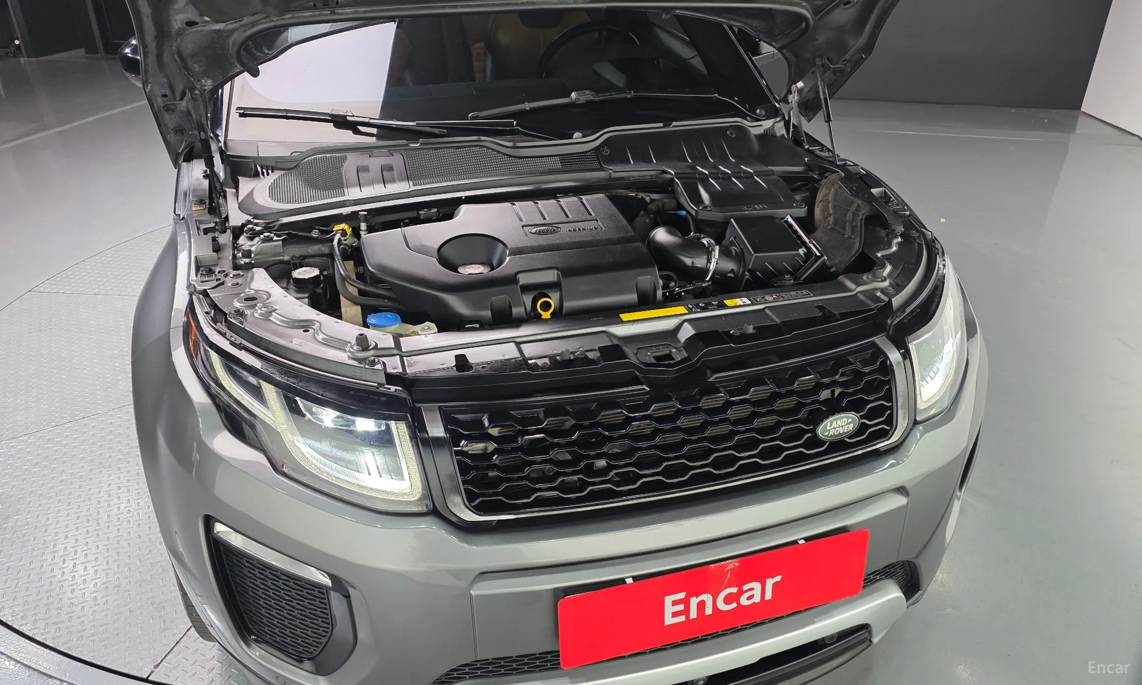 Land Rover Range Rover Evoque превью 6