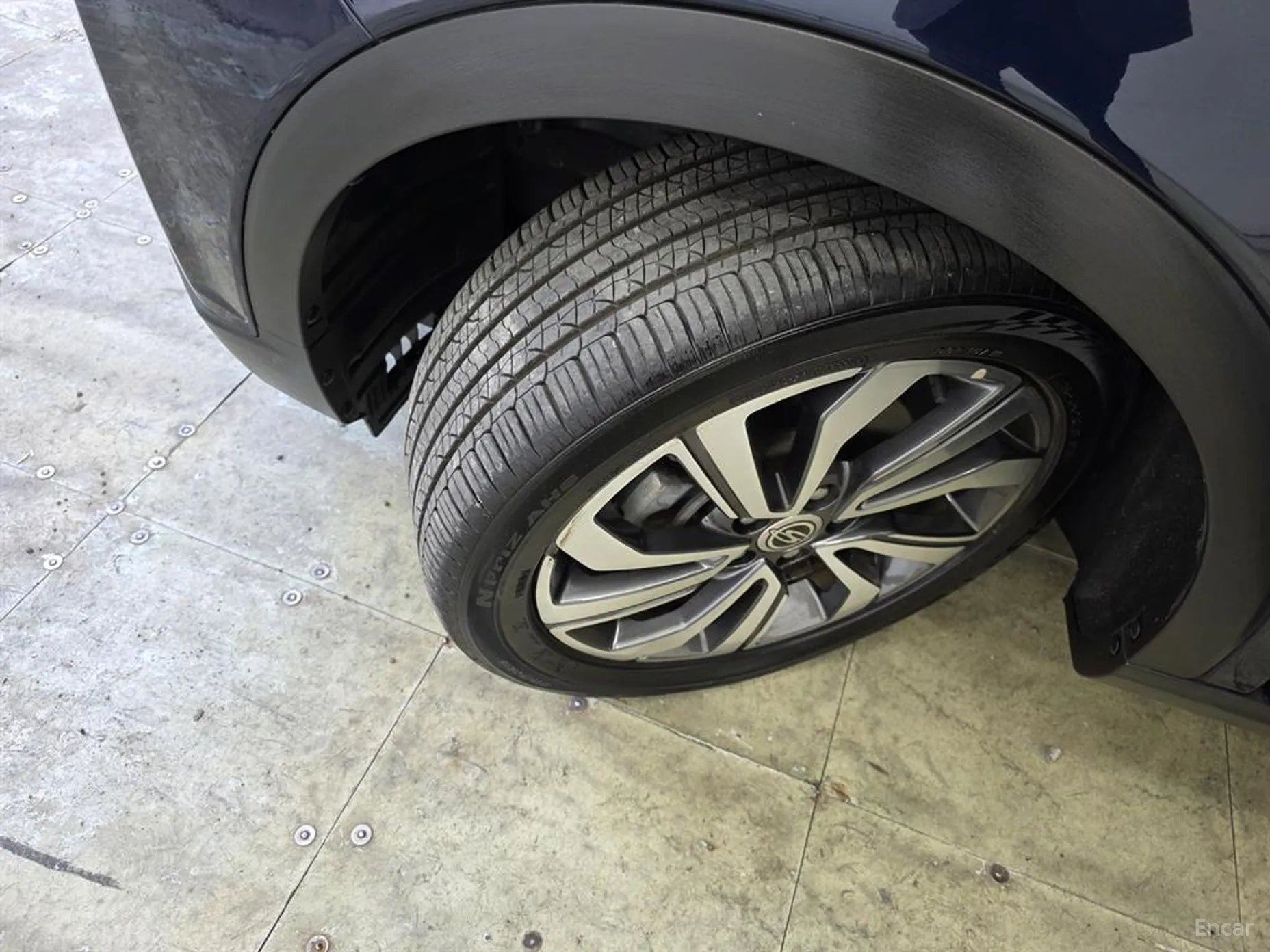 KG Mobility (SsangYong) Berry New Tivoli превью 13