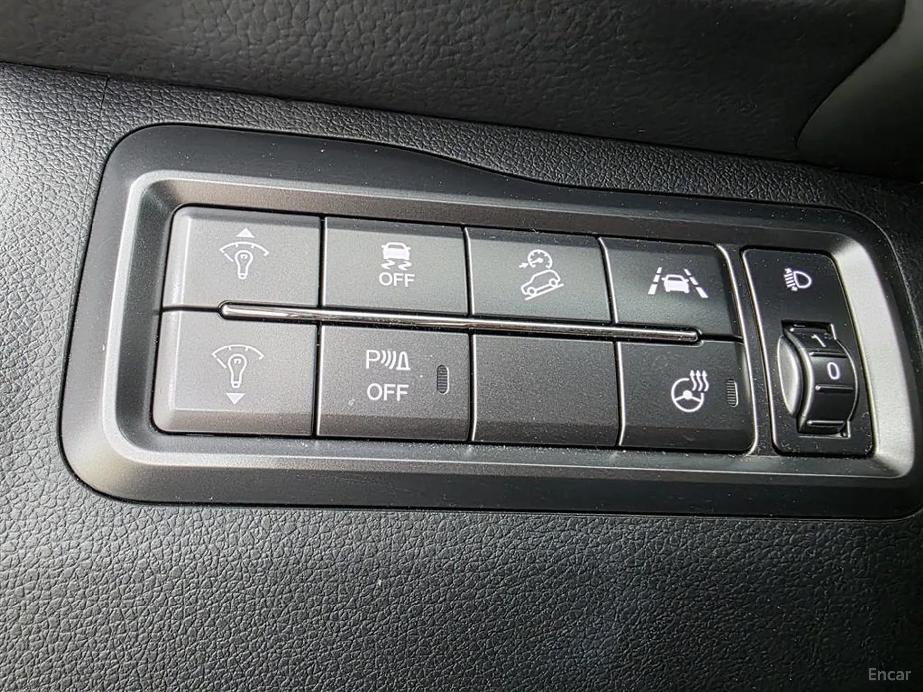 KG Mobility (SsangYong) Berry New Tivoli превью 16