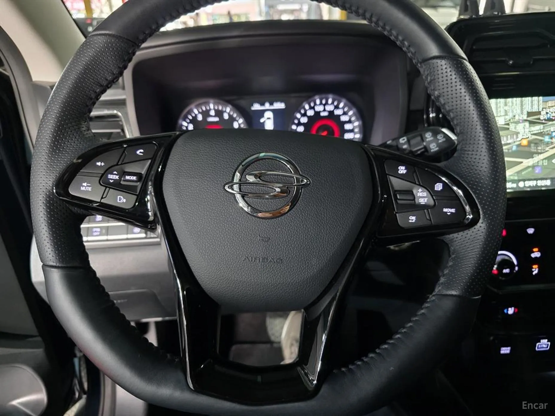 KG Mobility (SsangYong) Berry New Tivoli превью 20