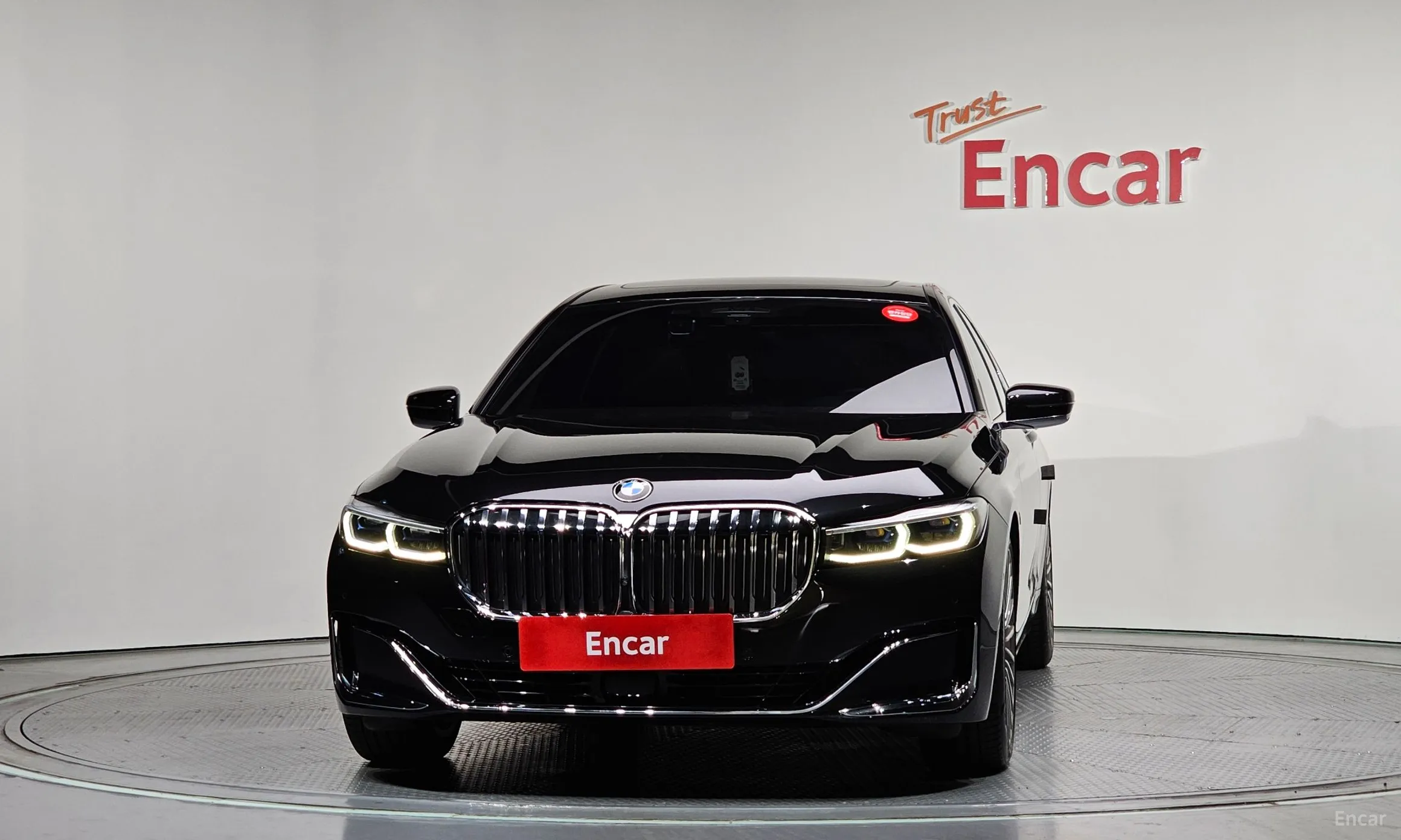 BMW 7 Series (G11) превью 3