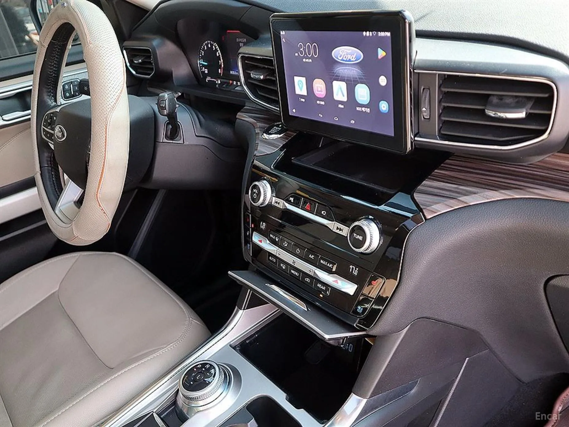 Ford Explorer 6th Generation превью 11