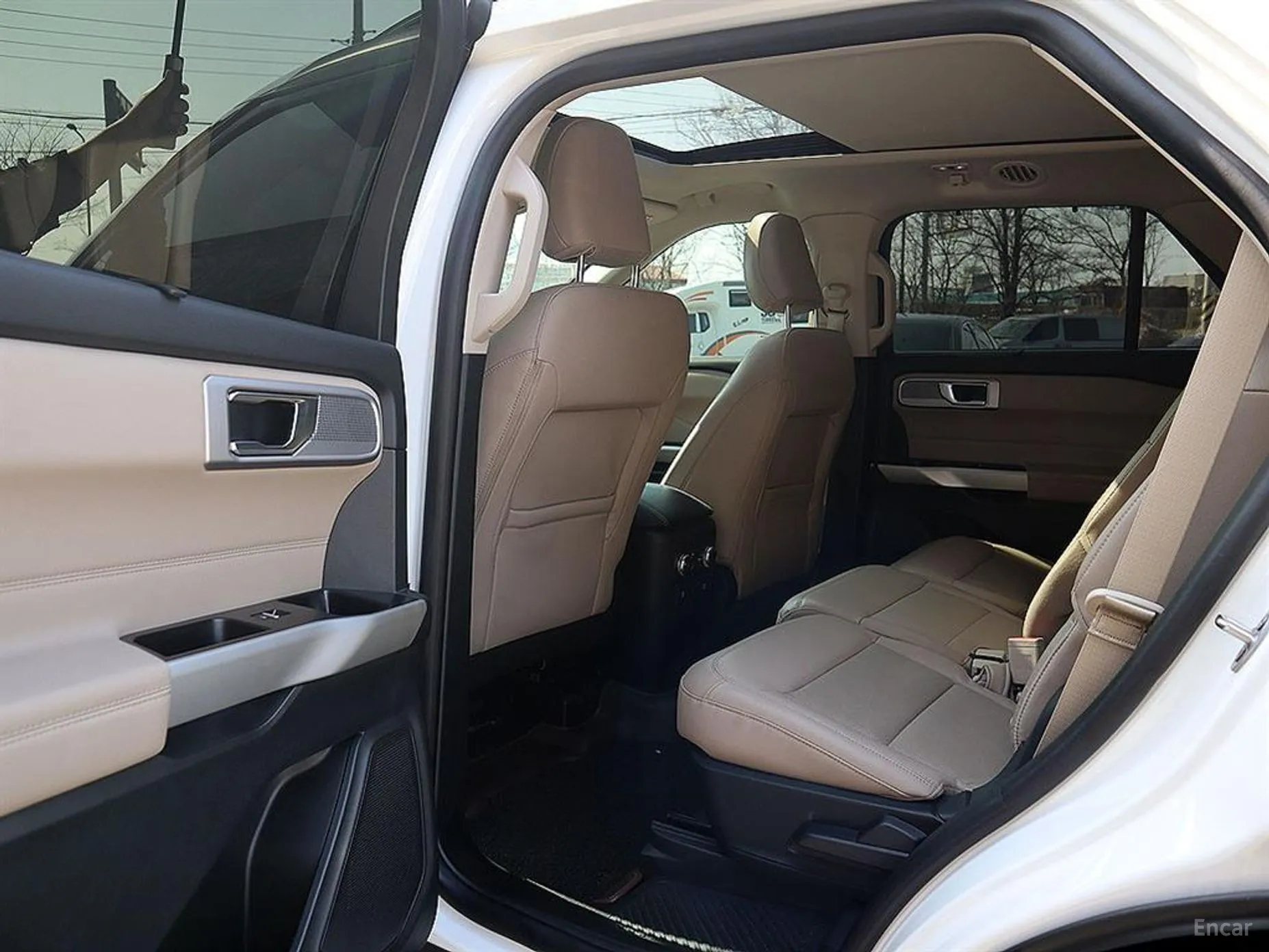 Ford Explorer 6th Generation превью 7