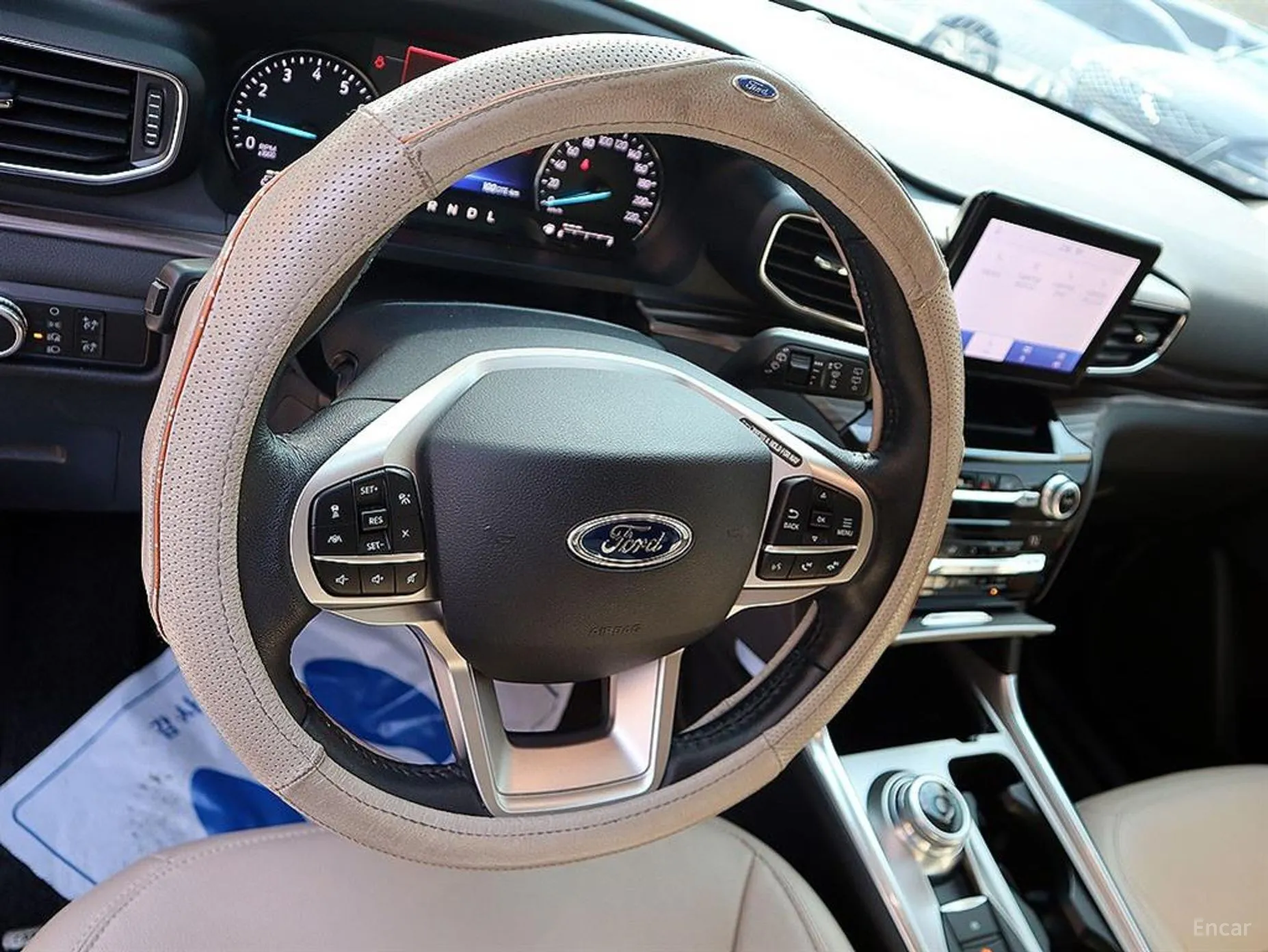 Ford Explorer 6th Generation превью 8