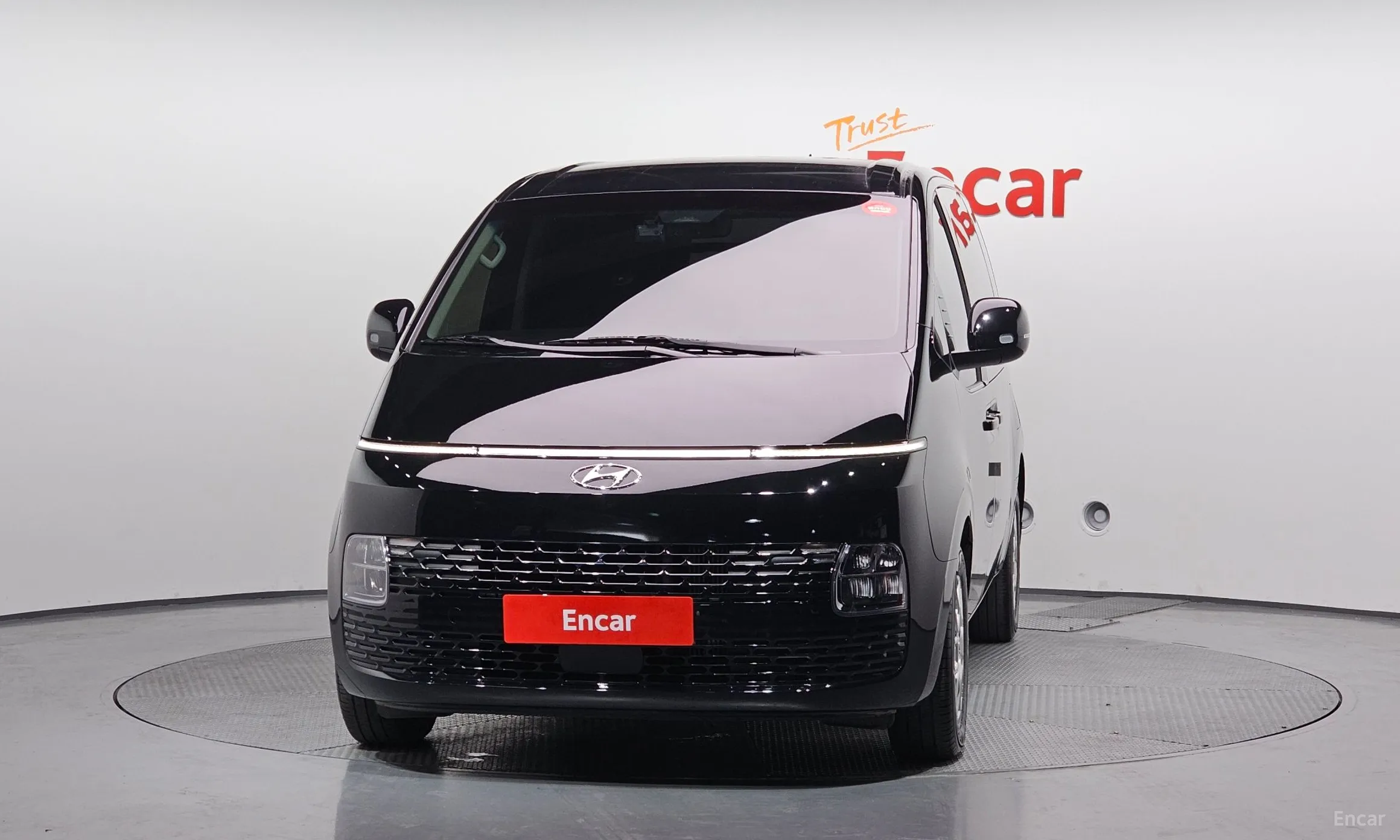 Hyundai Staria превью 3