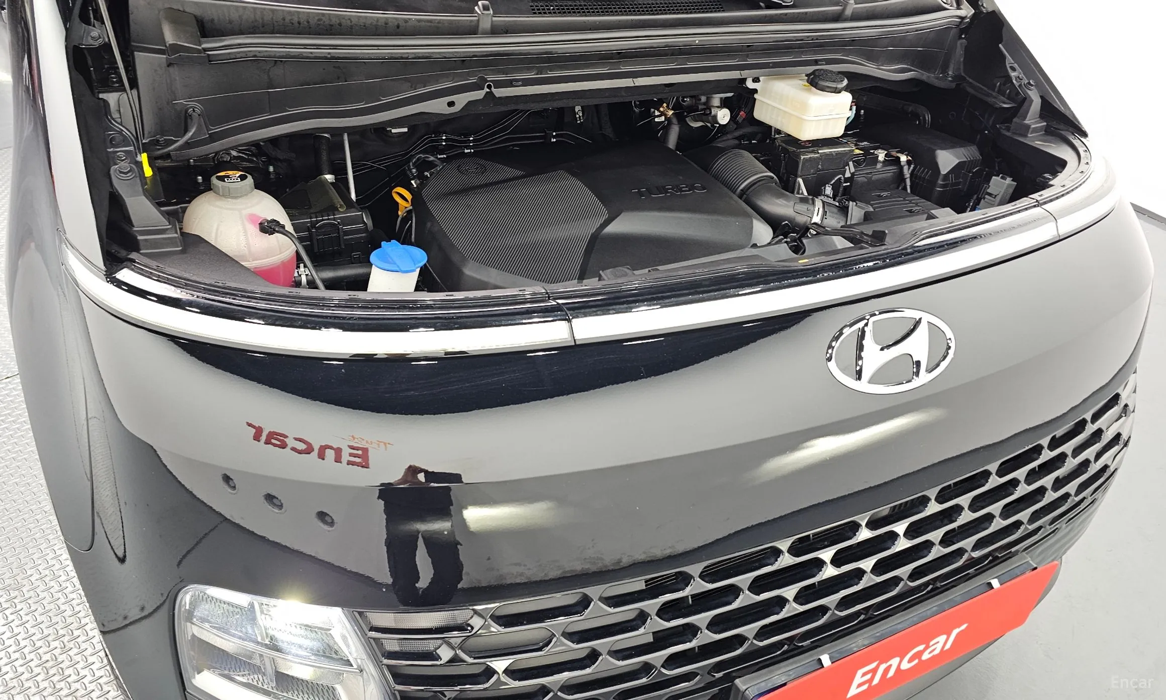 Hyundai Staria превью 6