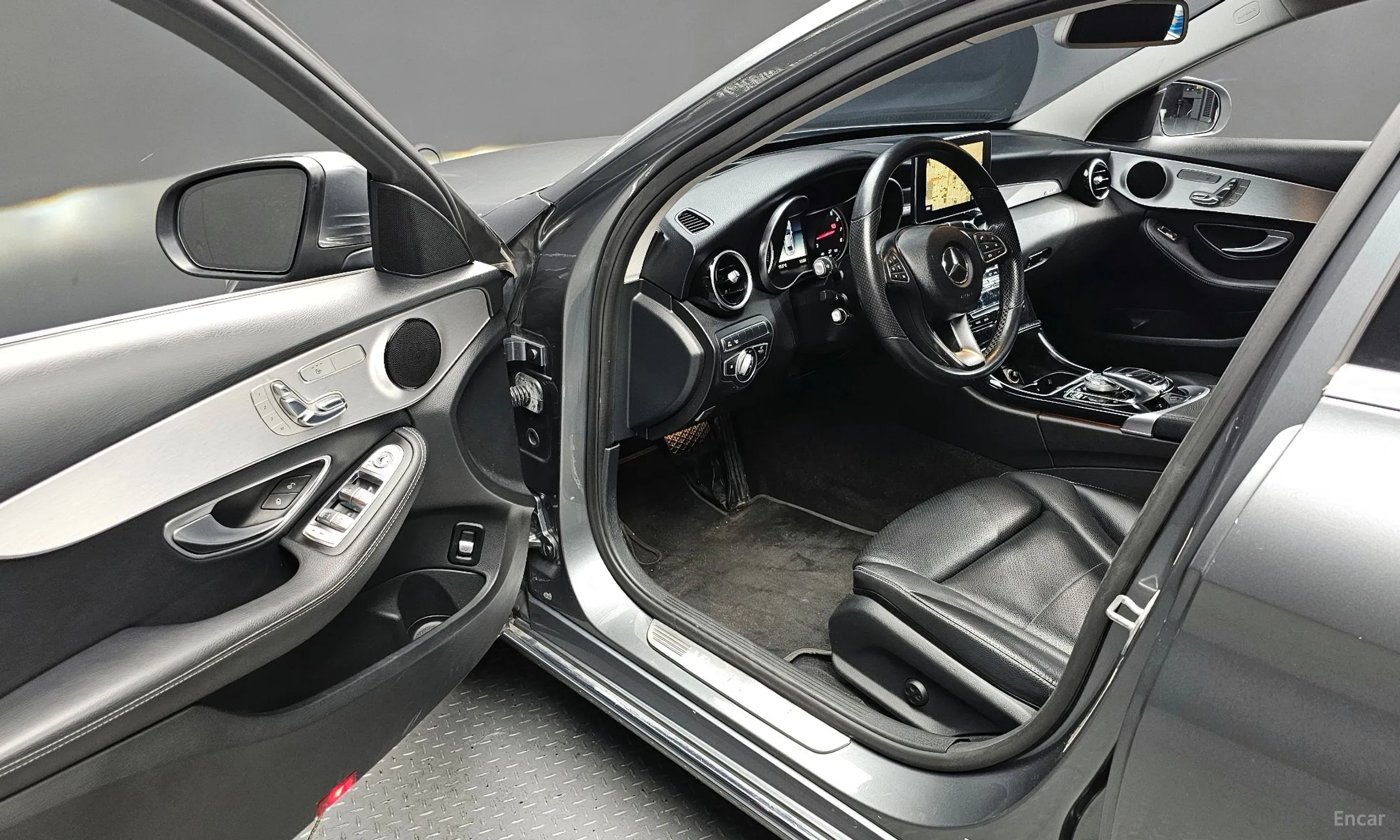 Mercedes Benz C-Class W205 превью 10